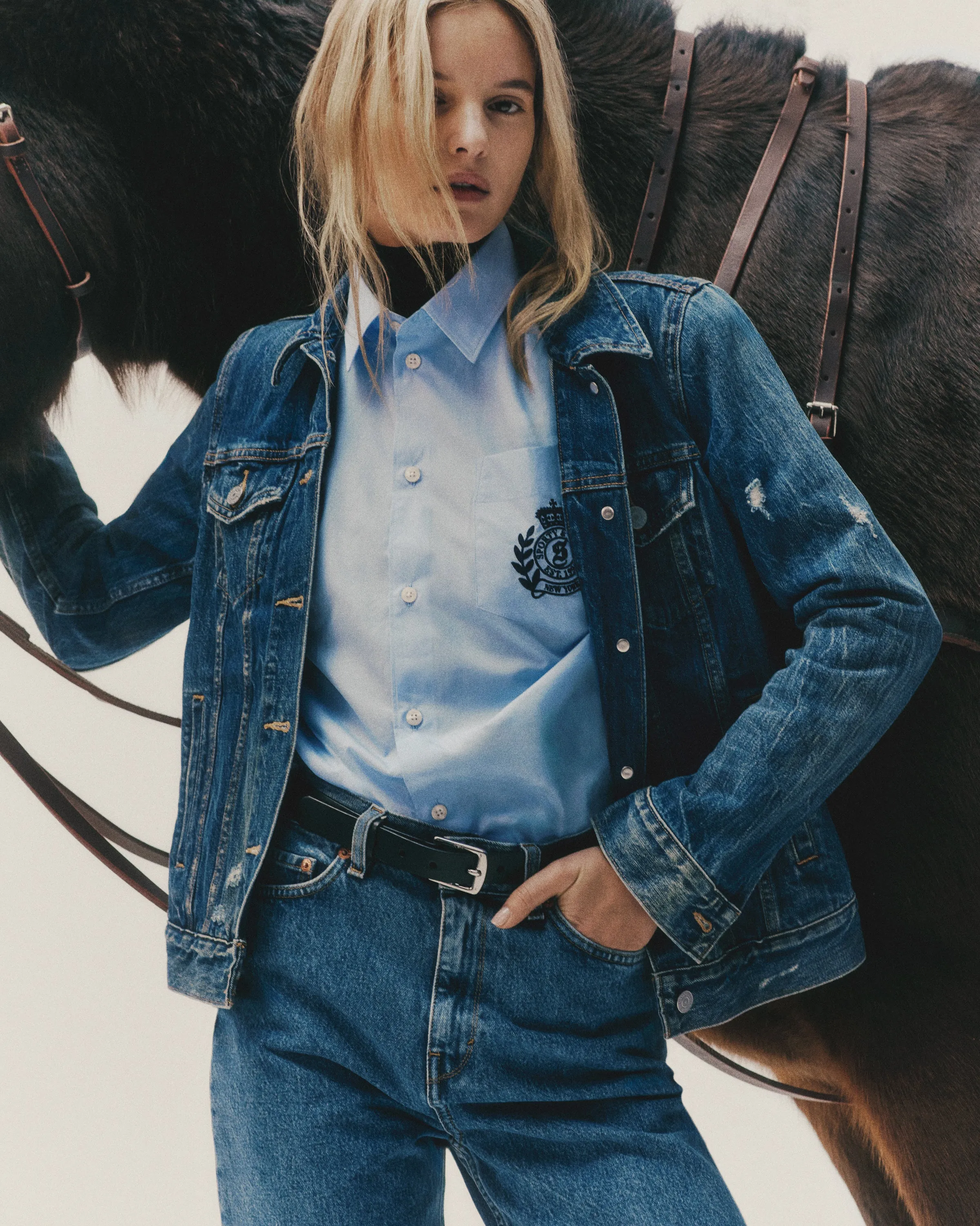 H&W Crest Oversized Shirt - Washed Hydrangea/Navy sold by Sporty and Rich product image thumbnail 2