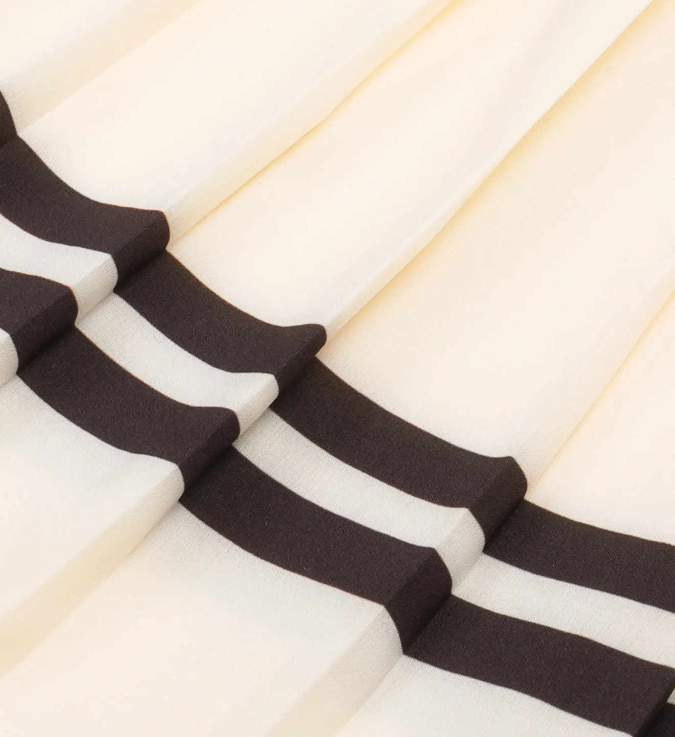 Classic Logo Pleated Tennis Skirt - Cream/Chocolate sold by Sporty and Rich product image thumbnail 4