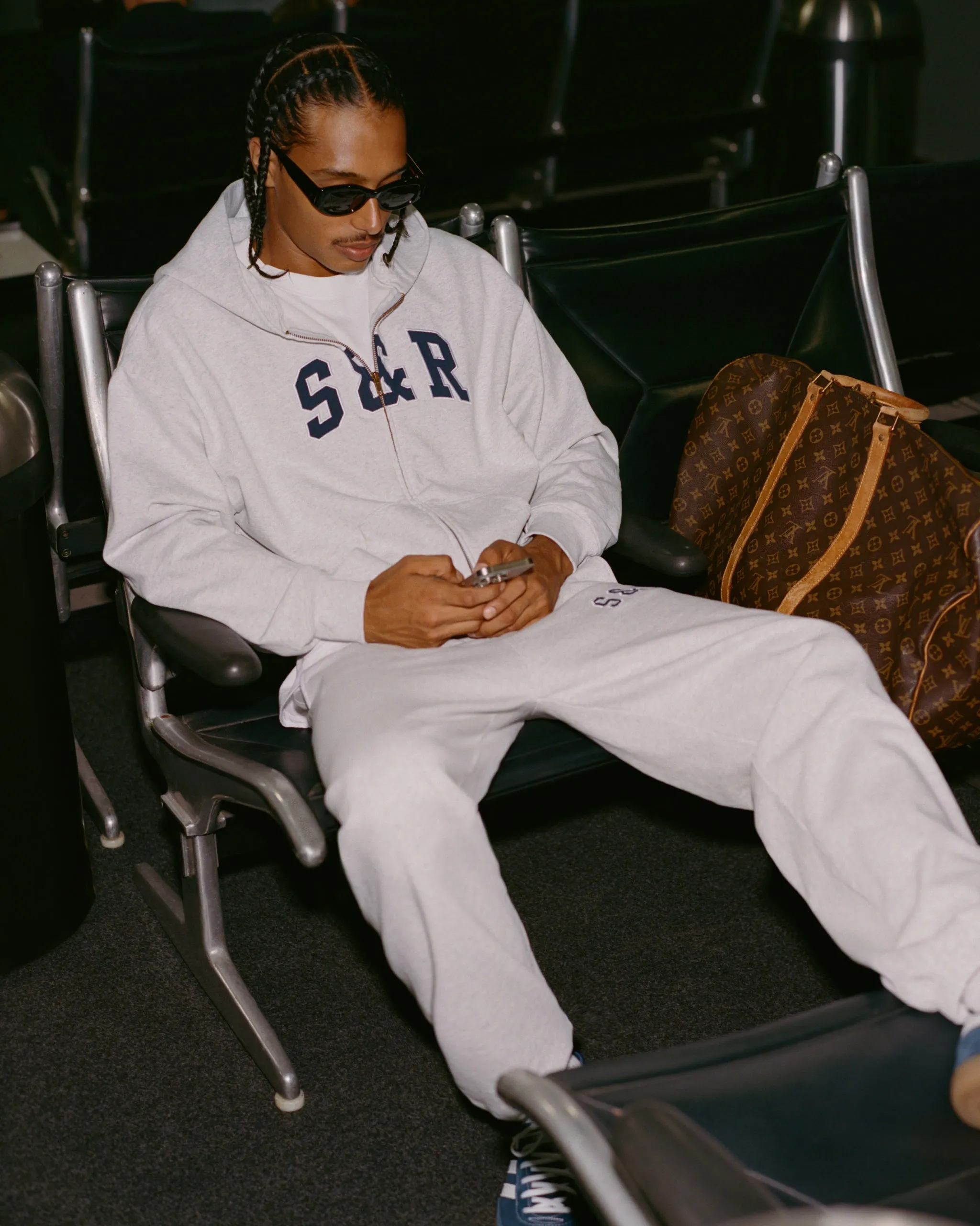 S&R Ivy Zip Hoodie - Heather Gray/Navy sold by Sporty and Rich product image thumbnail 3