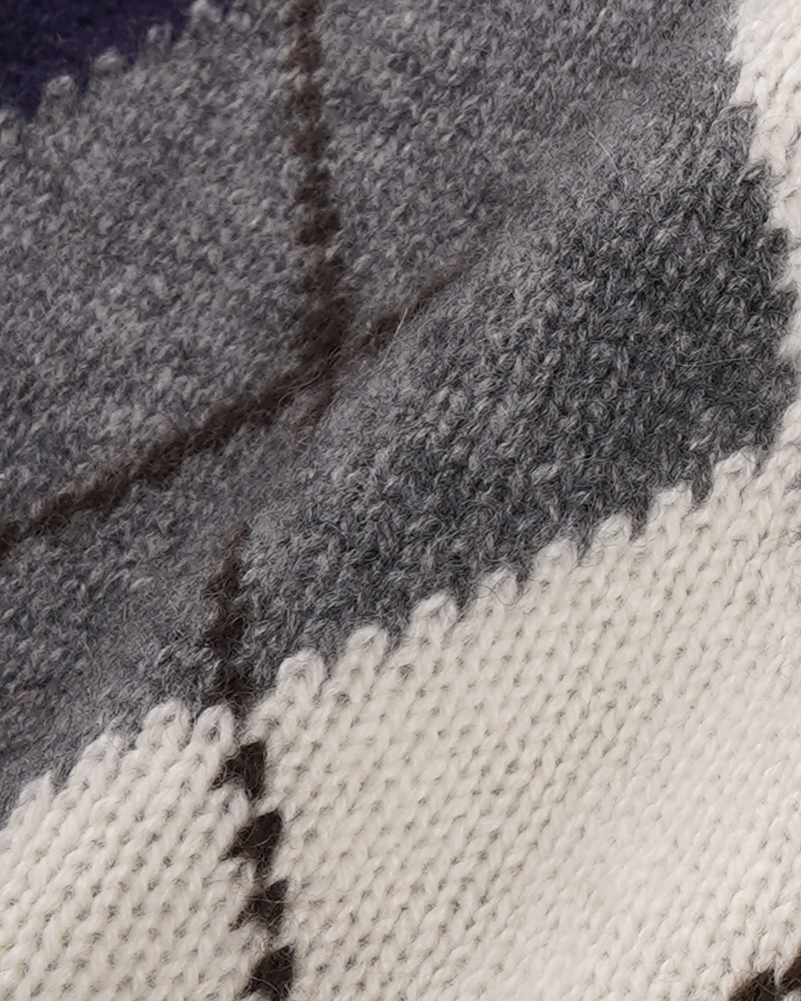 Serif Logo Argyle Cashmere Polo - Gray/Navy/Ecru sold by Sporty and Rich product image thumbnail 4