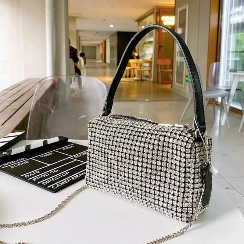 ★Adidas Puffy Satin Mini Shoulder Bag Silver llic★ NEW adidas Originals Puffy Satin Mini Shoulder Bag Silver