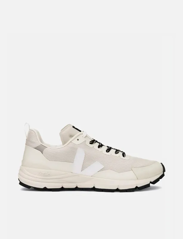 Veja Dekkan Trainers - Natural/White sold by Article London