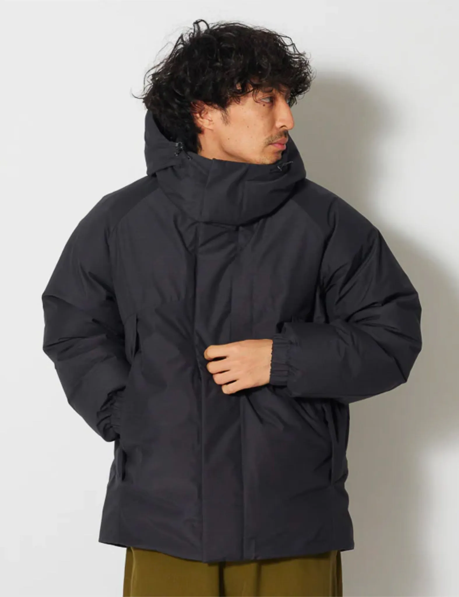Snow Peak FR 2L Down Jacket - Black sold by Article London product image thumbnail 2