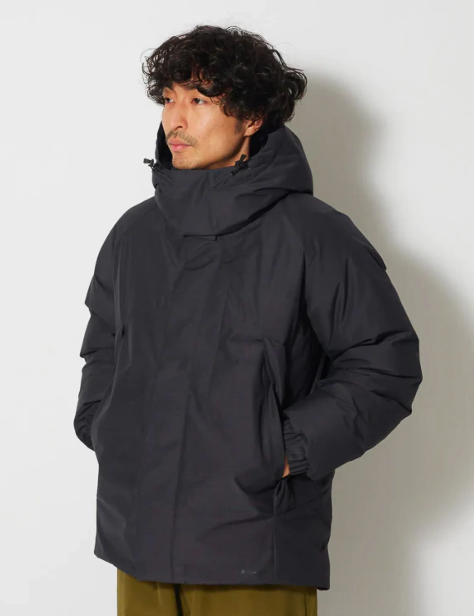 Snow Peak FR 2L Down Jacket - Black sold by Article London product image thumbnail 5