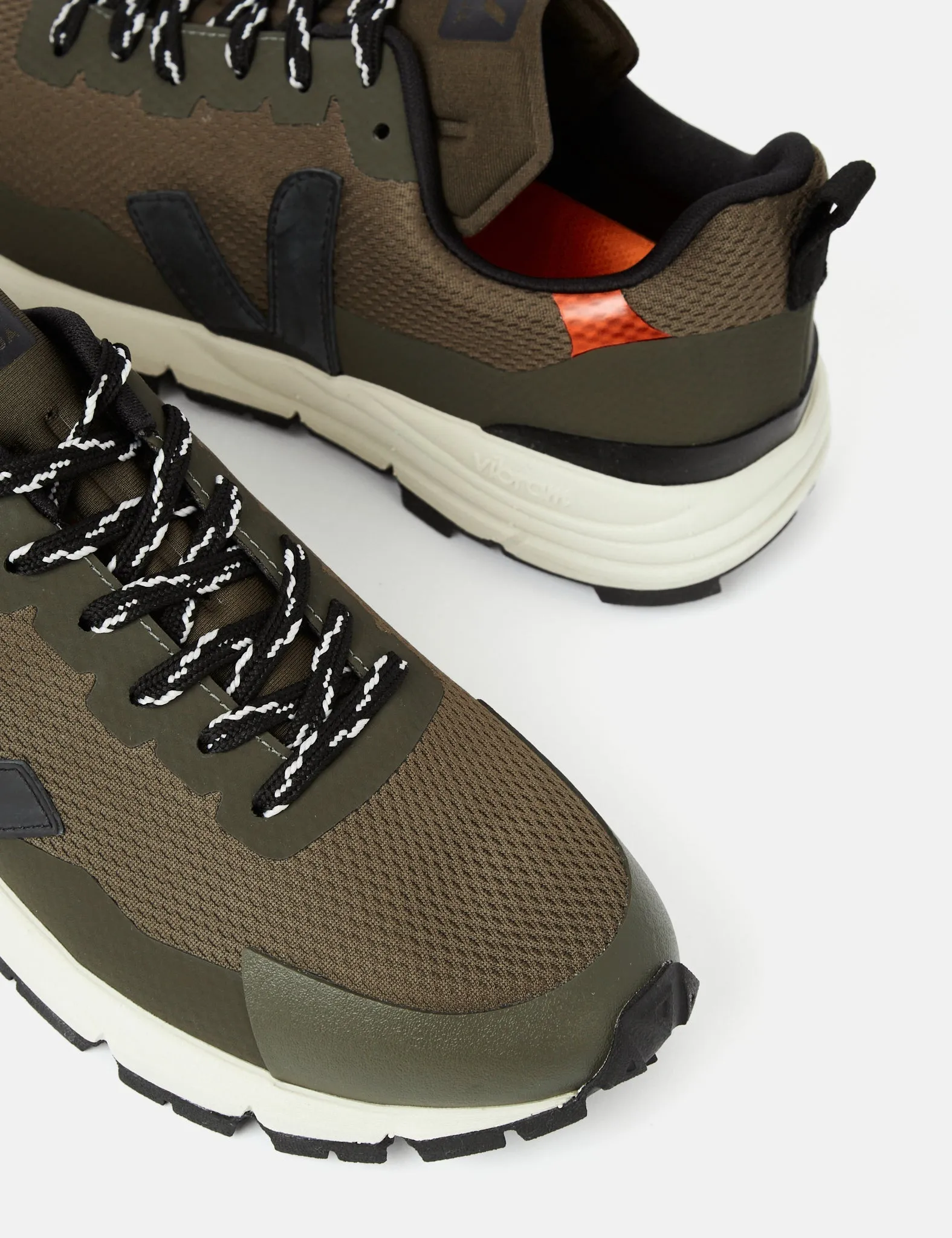 Veja Dekkan Alveomesh Trainers - Khaki/Black sold by Article London product image thumbnail 3