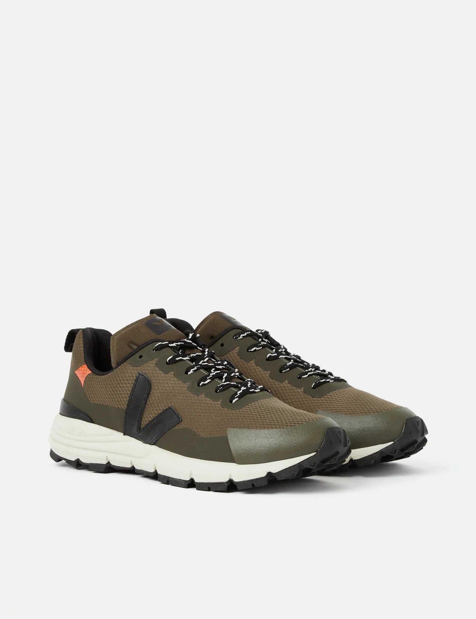 Veja Dekkan Alveomesh Trainers - Khaki/Black sold by Article London product image thumbnail 2