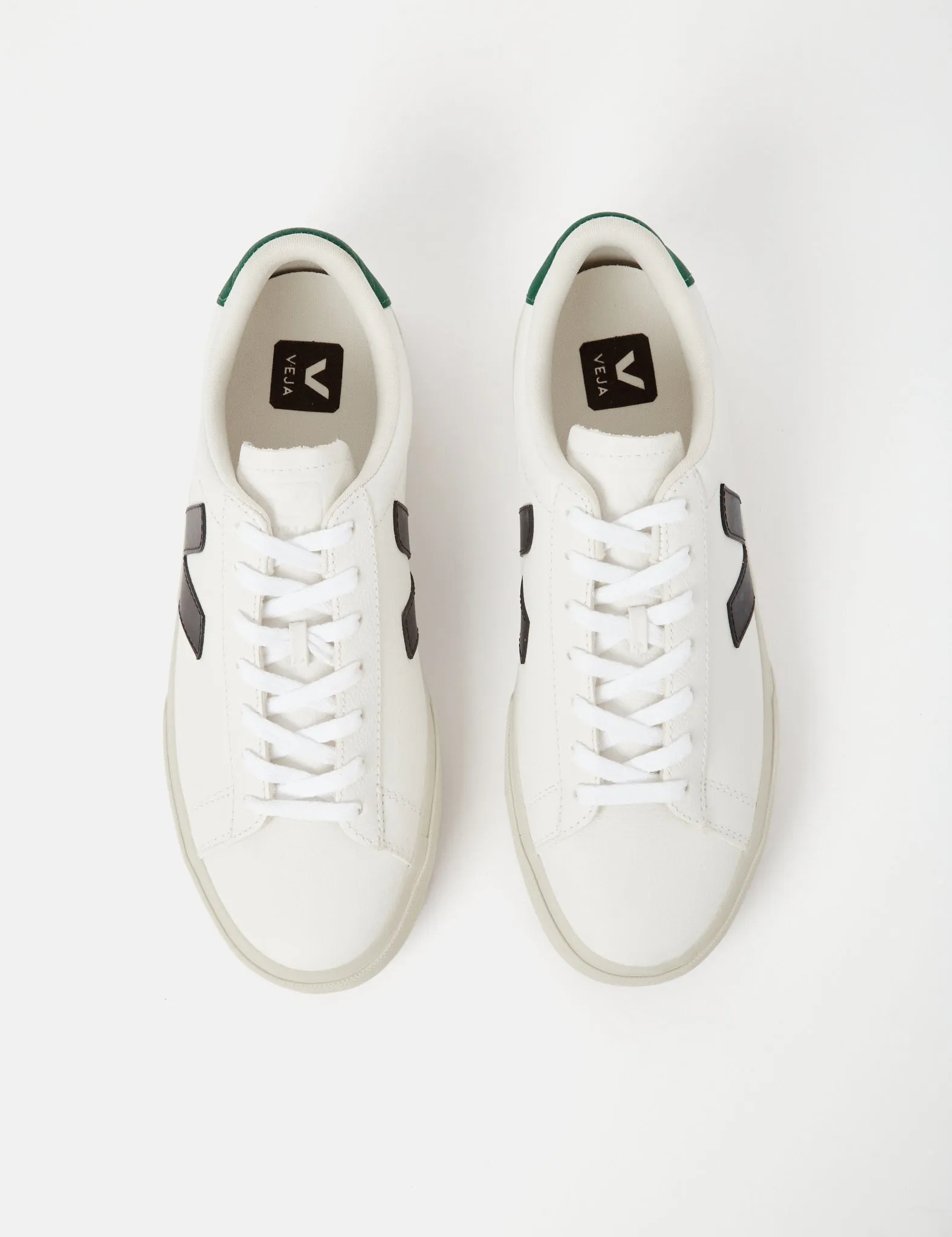 Veja Campo Trainers (Chromefree Leather) - Extra White/Black Emeraude sold by Article London product image thumbnail 5