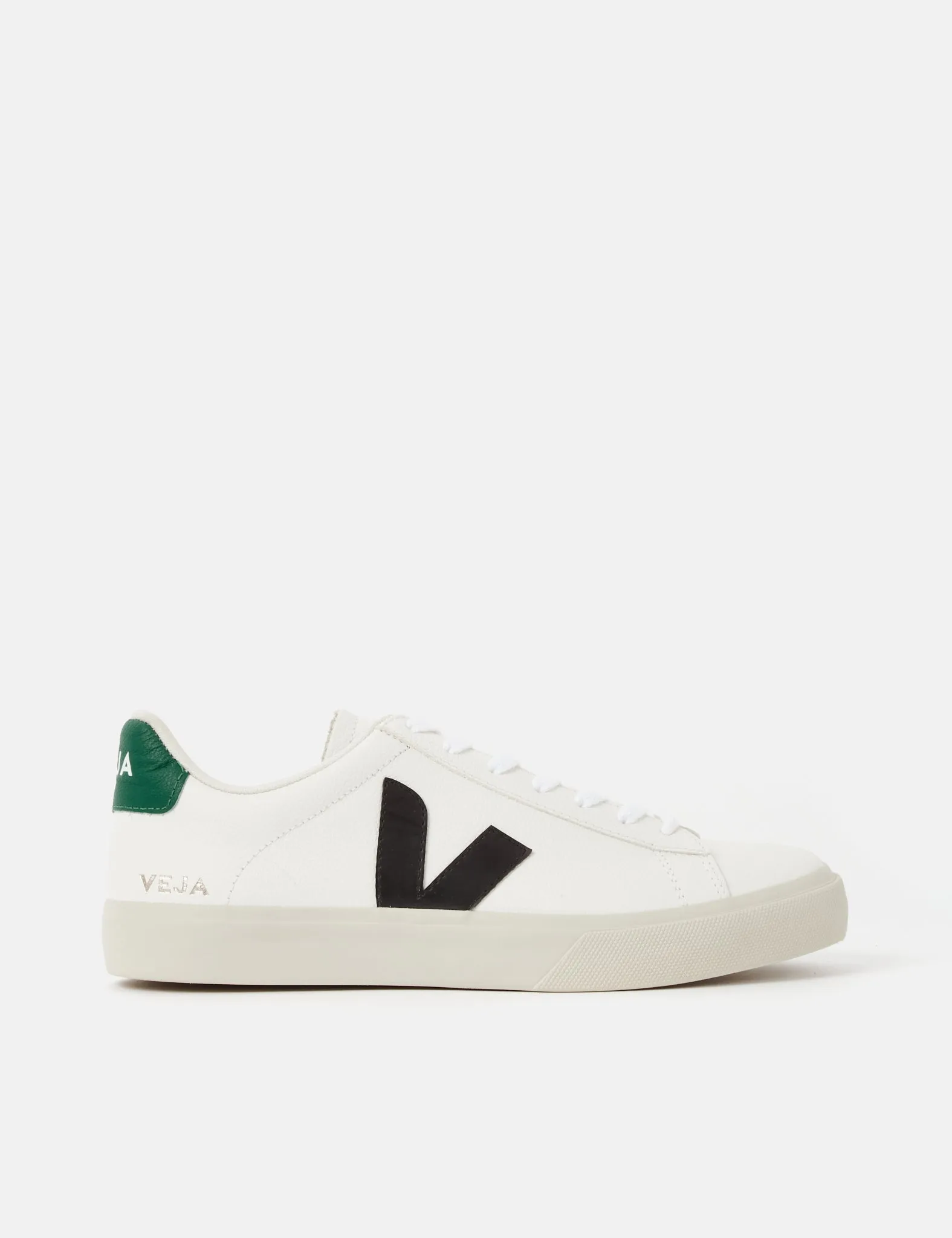 Veja Campo Trainers (Chromefree Leather) - Extra White/Black Emeraude sold by Article London