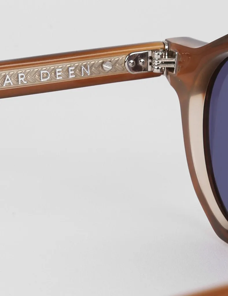Oscar Deen X Folk Pinto Sunglasses - Gold sold by Article London product image thumbnail 4