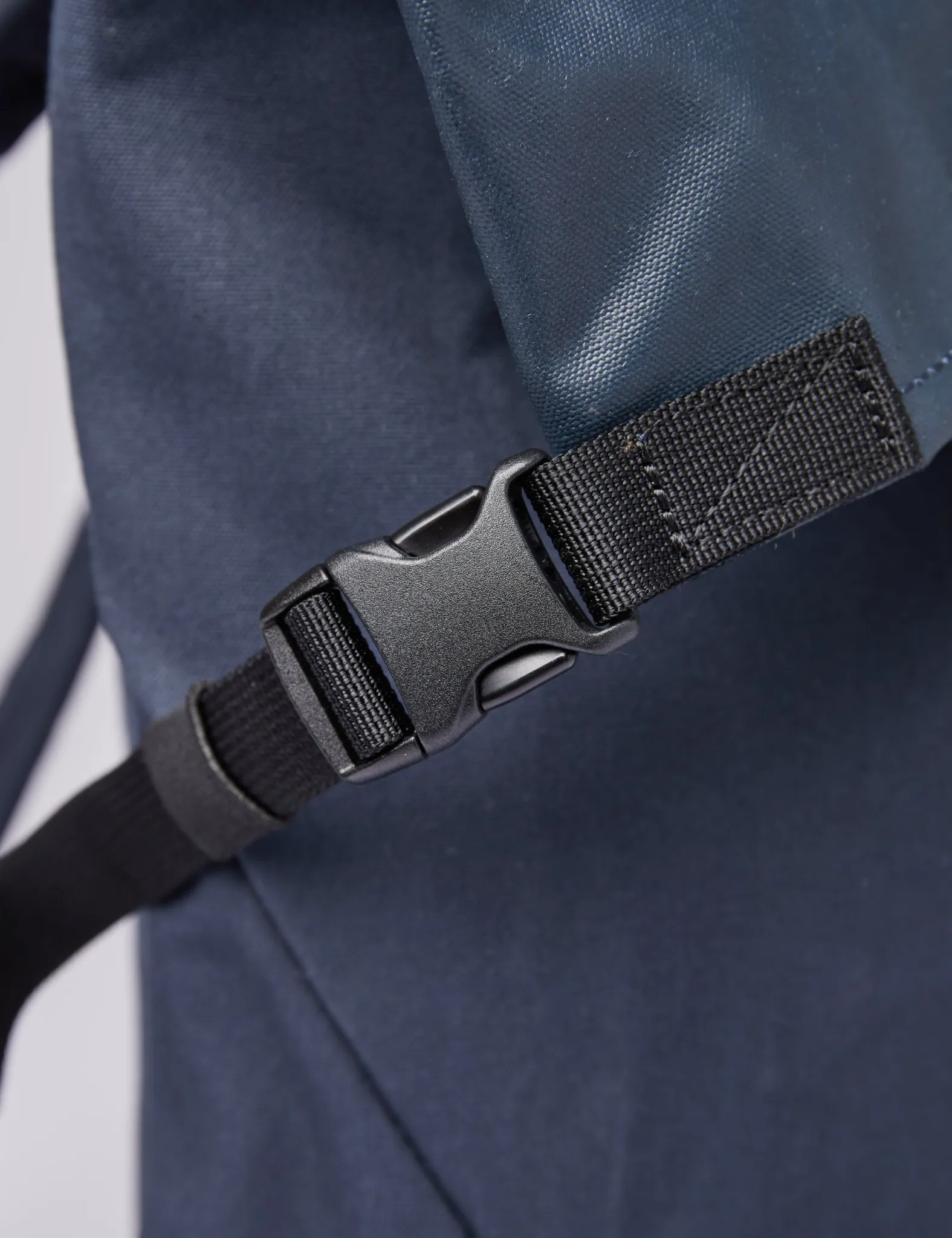 Sandqvist Alfred Backpack - Navy Blue sold by Article London product image thumbnail 3