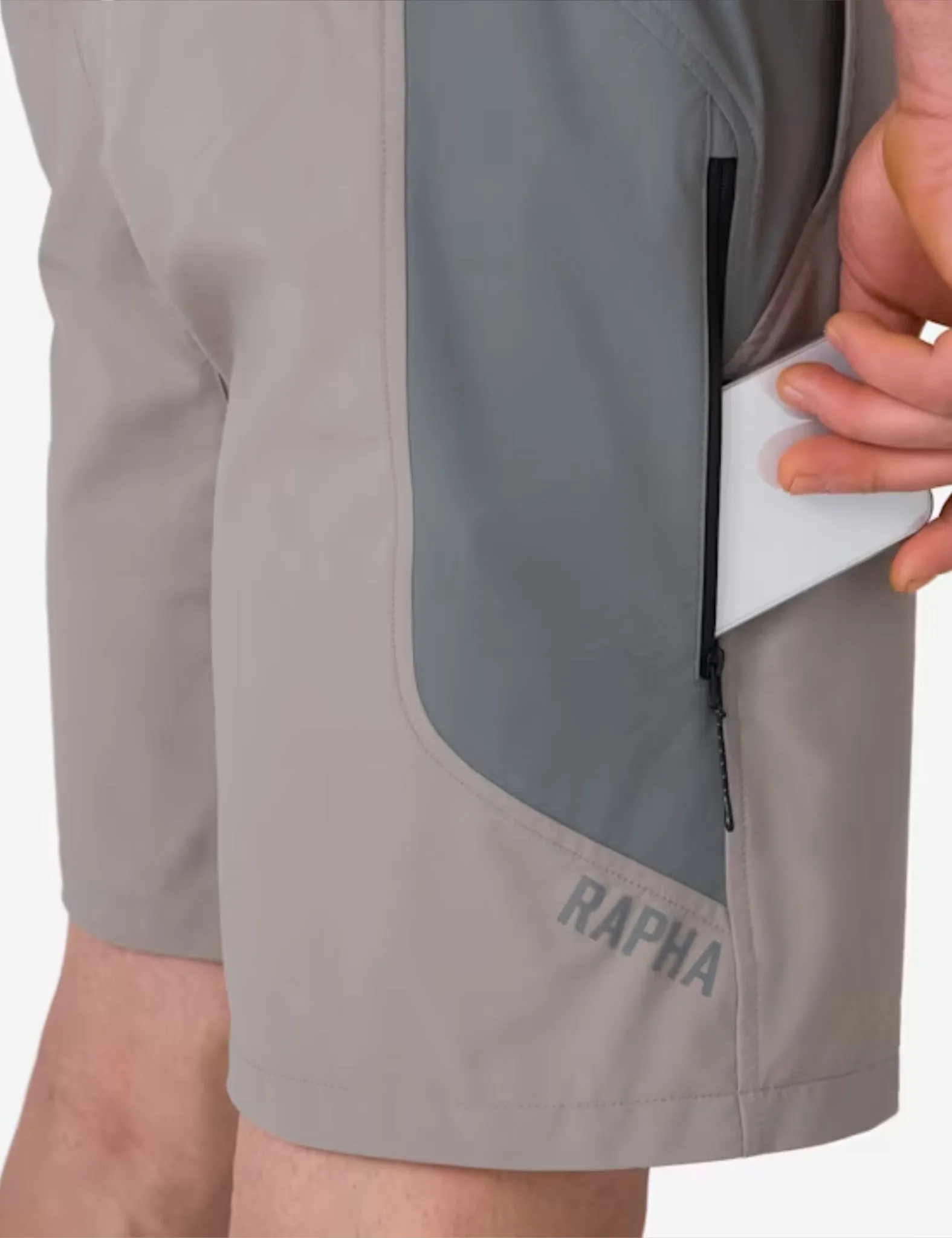 Rapha Men's Explore Shorts - Rock Beige/Sage Grey sold by Article London product image thumbnail 2