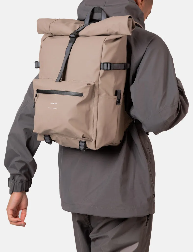 Sandqvist Ruben 2.0 Rolltop Backpack - Fossil Grey sold by Article London product image thumbnail 3