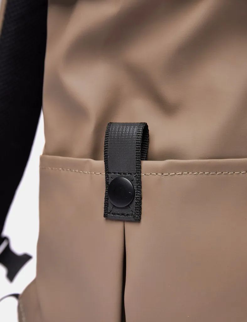 Sandqvist Ruben 2.0 Rolltop Backpack - Fossil Grey sold by Article London product image thumbnail 5