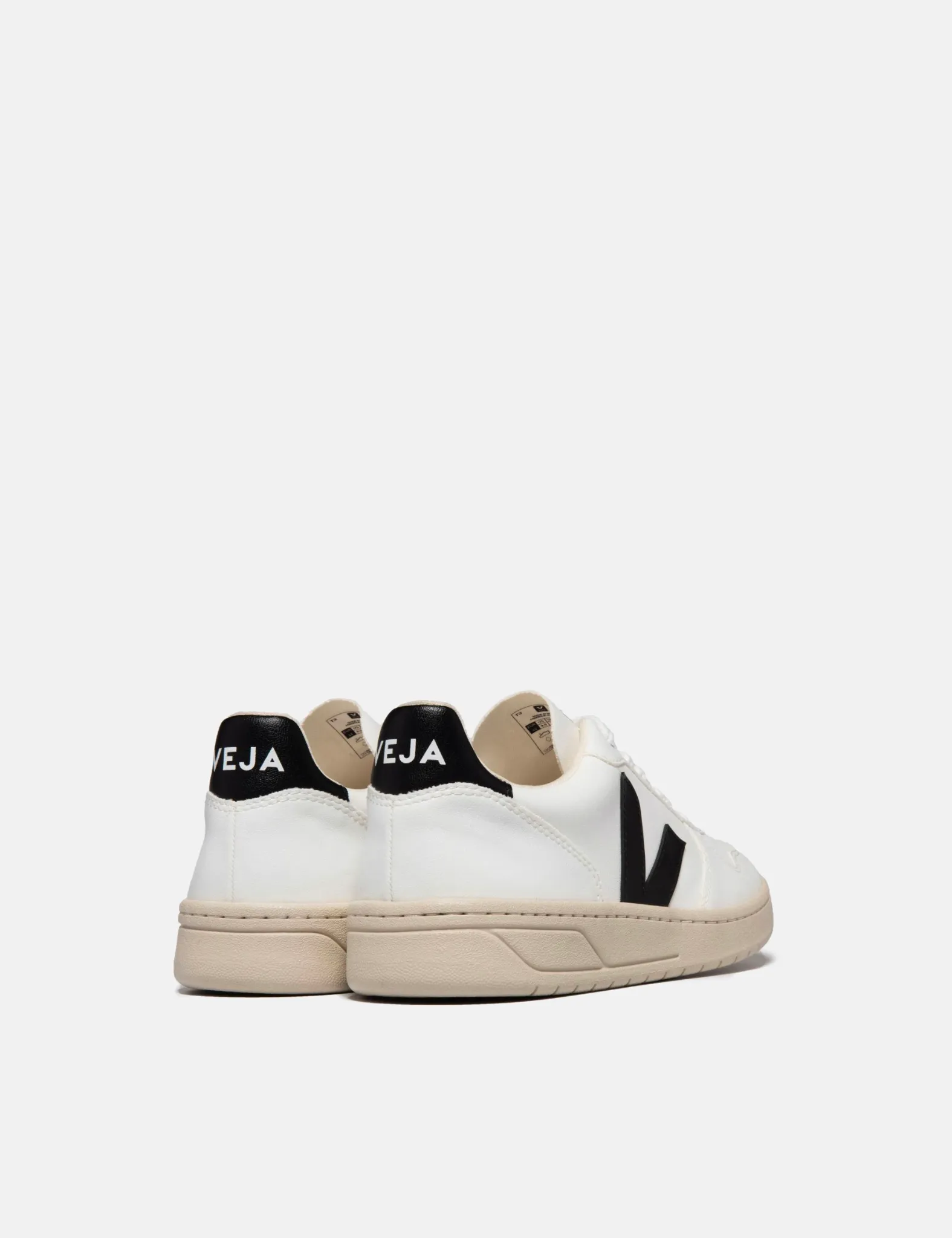 Veja V-10 CWL Trainers - White/Black sold by Article London product image thumbnail 3