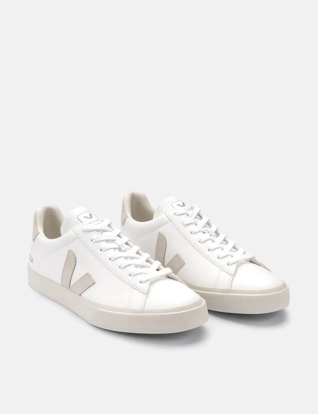 Veja Campo (Chrome Free) Trainers - Extra White/Natural Suede sold by Article London product image thumbnail 4