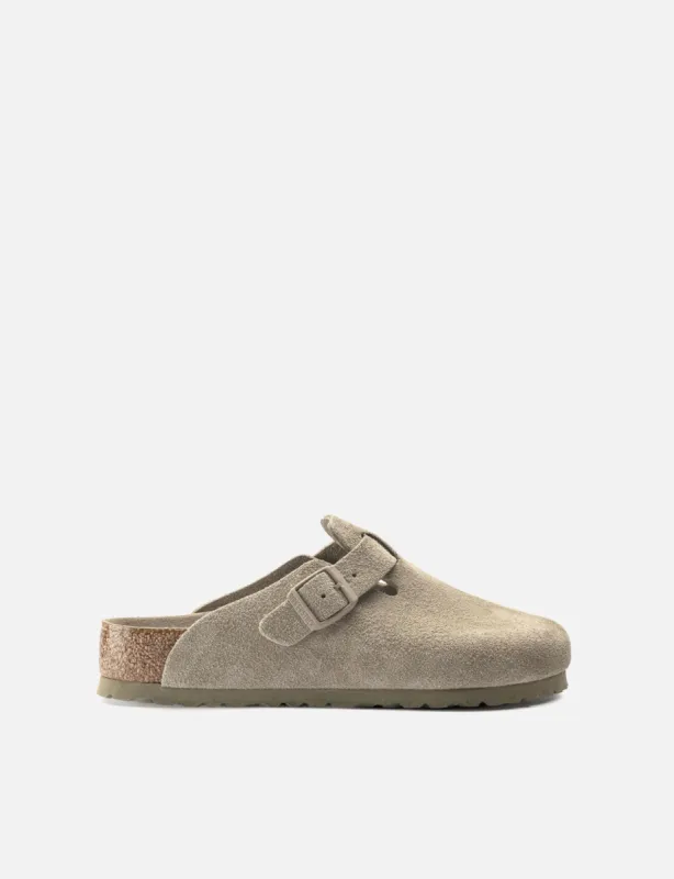 Birkenstock Boston Clogs Soft Foot Bed (Regular) - Faded Khaki sold by Article London