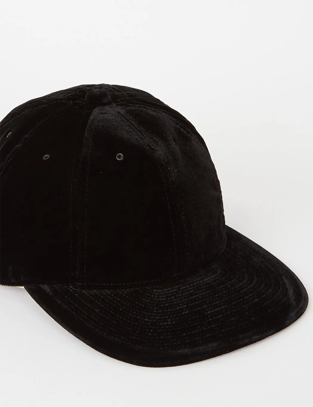 Poten Velvet Cap - Black sold by Article London product image thumbnail 3