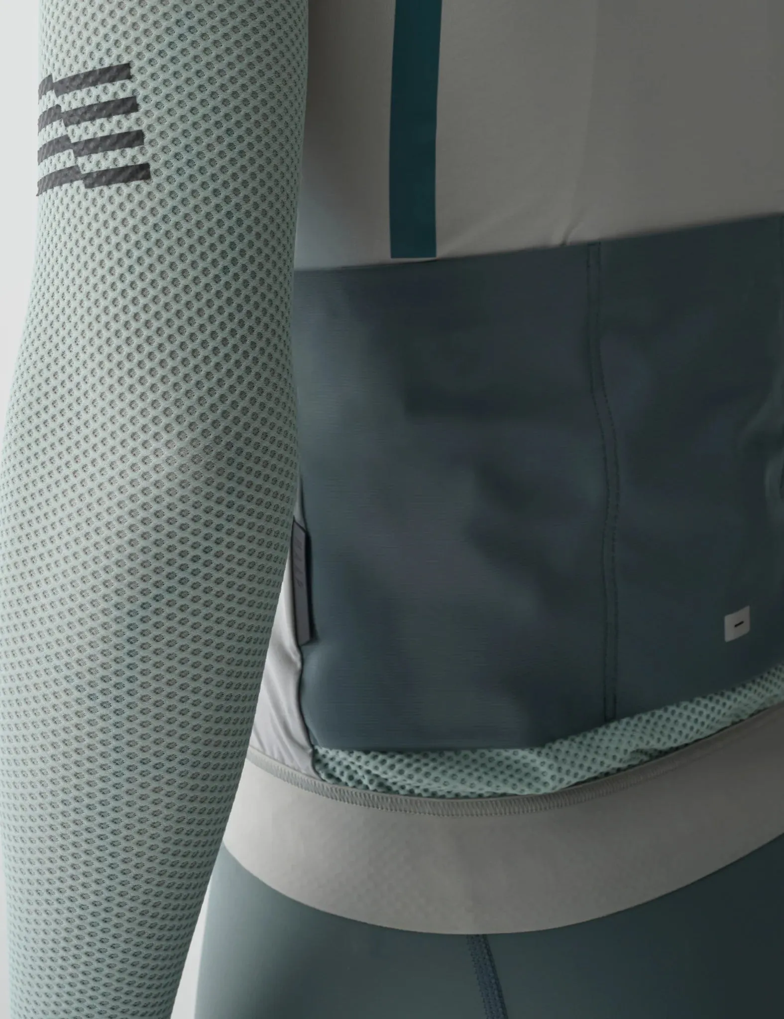 Maap Evade Pro Base Long Sleeve Jersey 2.0 - Ghost Gray sold by Article London product image thumbnail 2