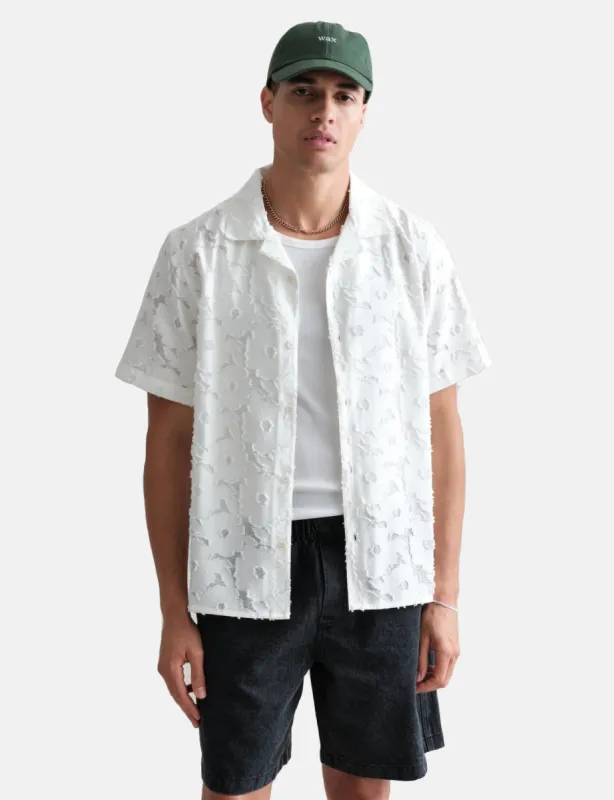 Wax London Didcot Trailing Floral Short Sleeve Shirt - Cream sold by Article London