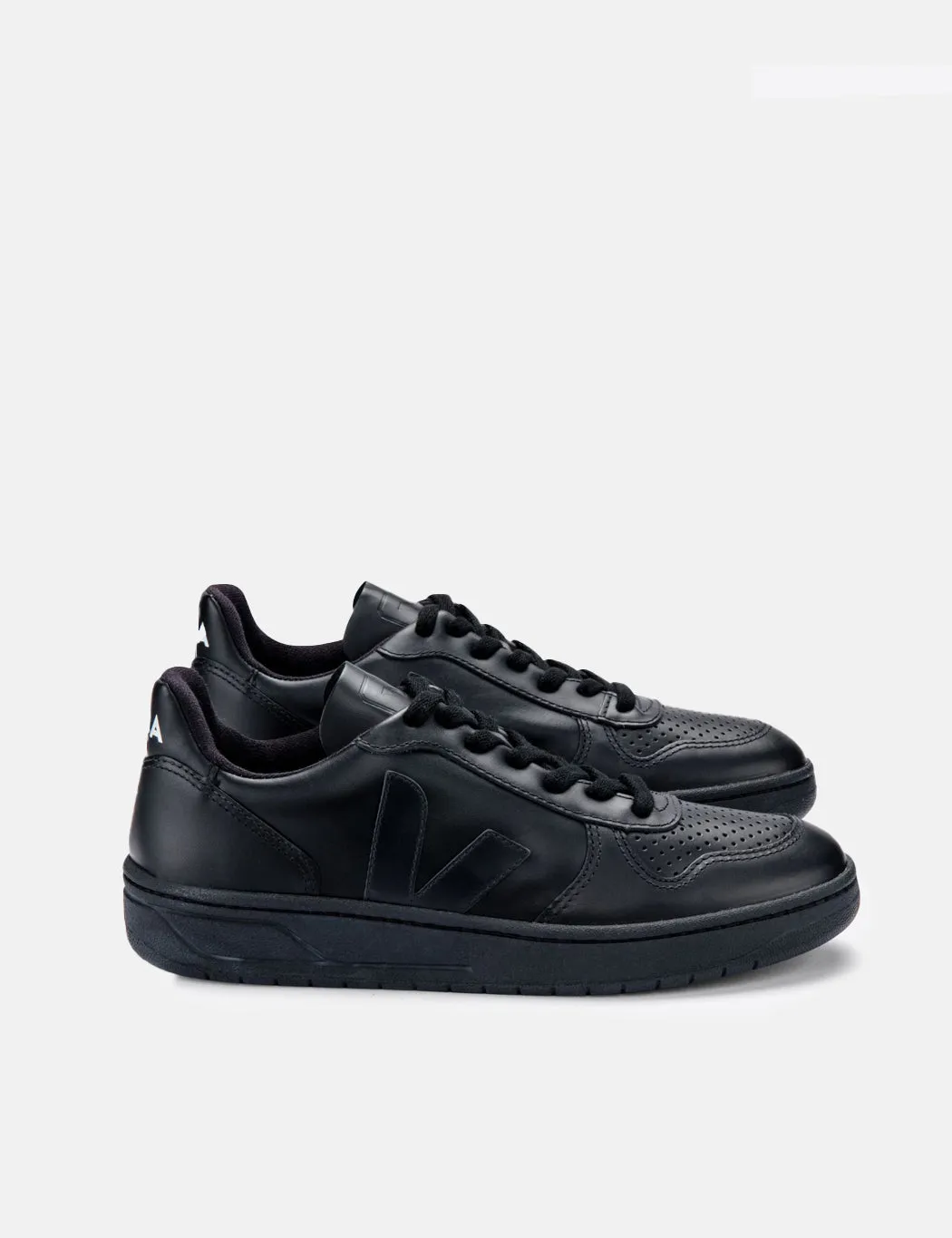 Veja V-10 CWL Trainers - Black/Black sold by Article London