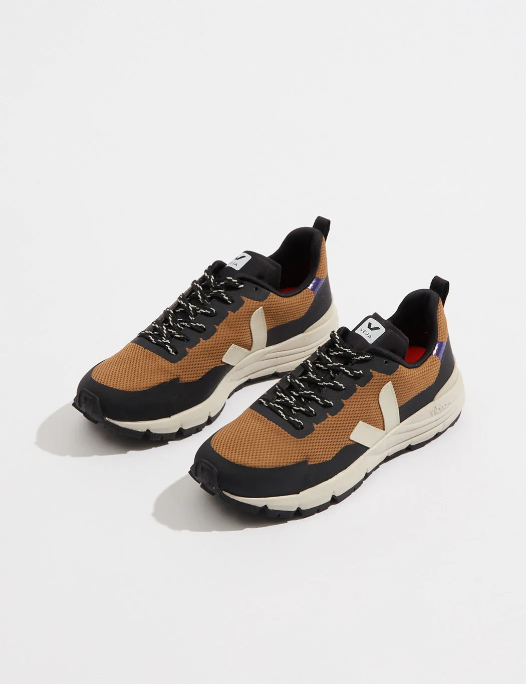 Veja Dekkan Trainers - Tent/Pierre/Purple sold by Article London product image thumbnail 4