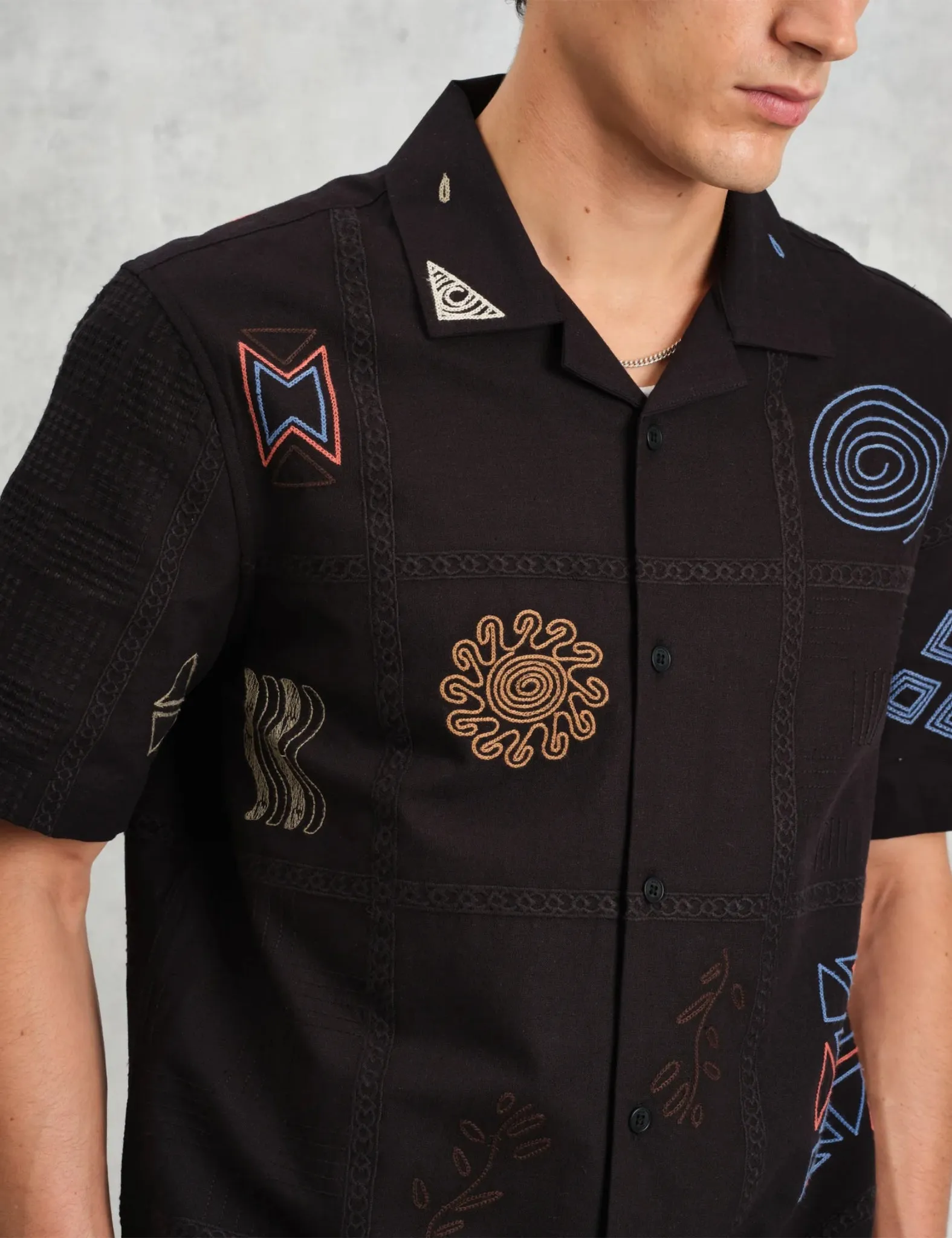 Wax London Didcot Short Sleeve Doodle Shirt - Navy Blue/Multi sold by Article London product image thumbnail 4