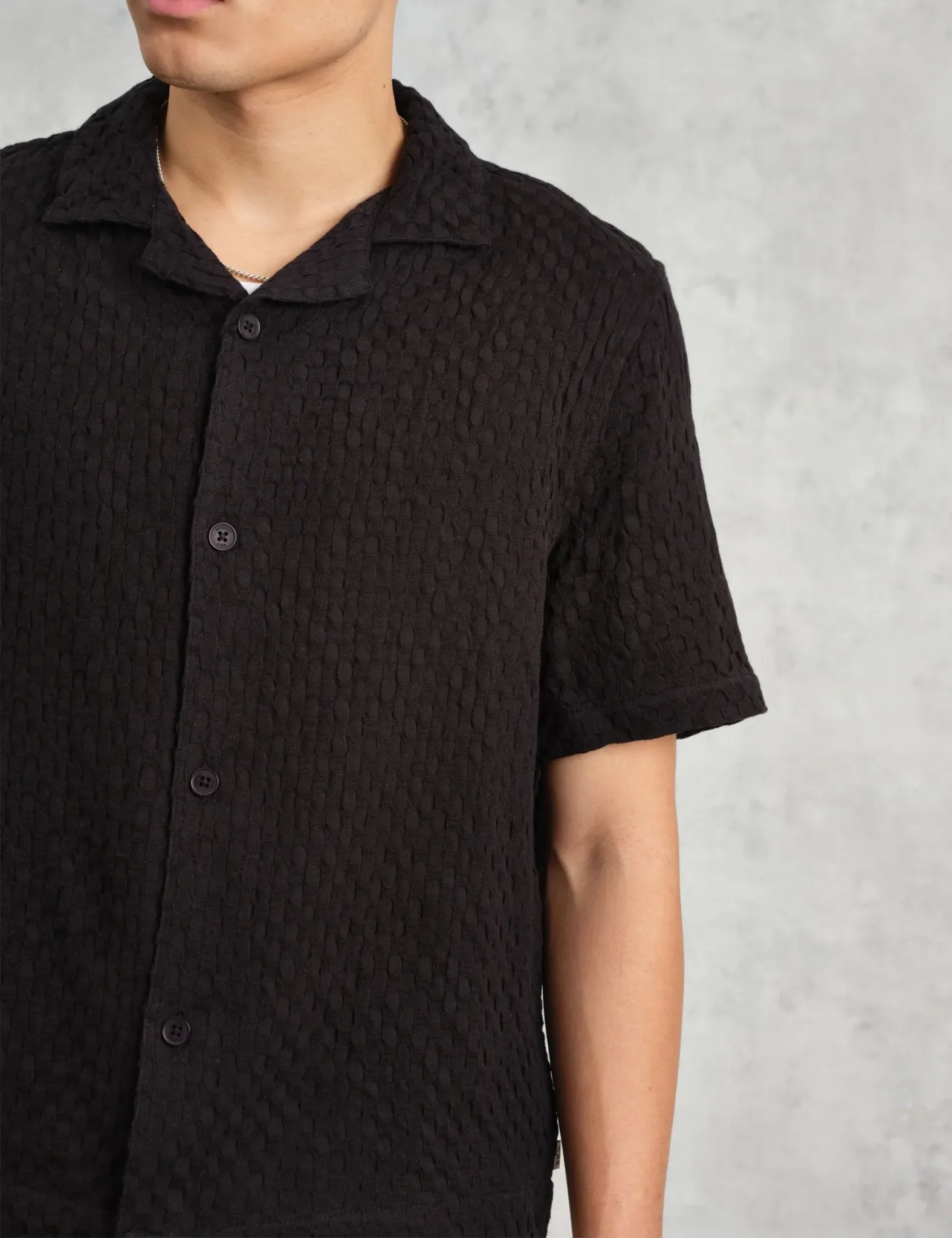 Wax London Lido Short Sleeve Shirt (Box Dobby) - Black sold by Article London product image thumbnail 3