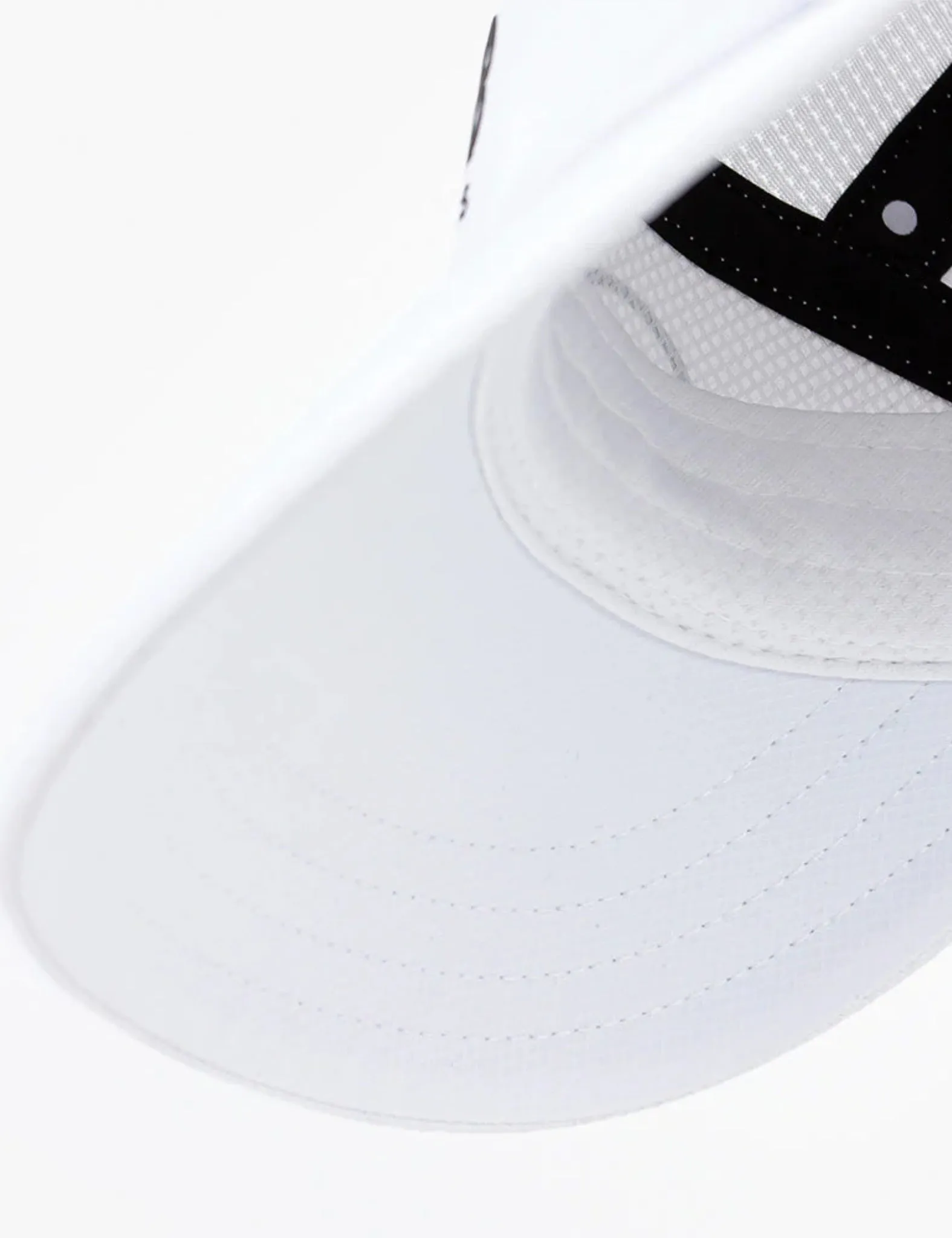 Ciele Athletics FSTCapSC Classic - White sold by Article London product image thumbnail 4
