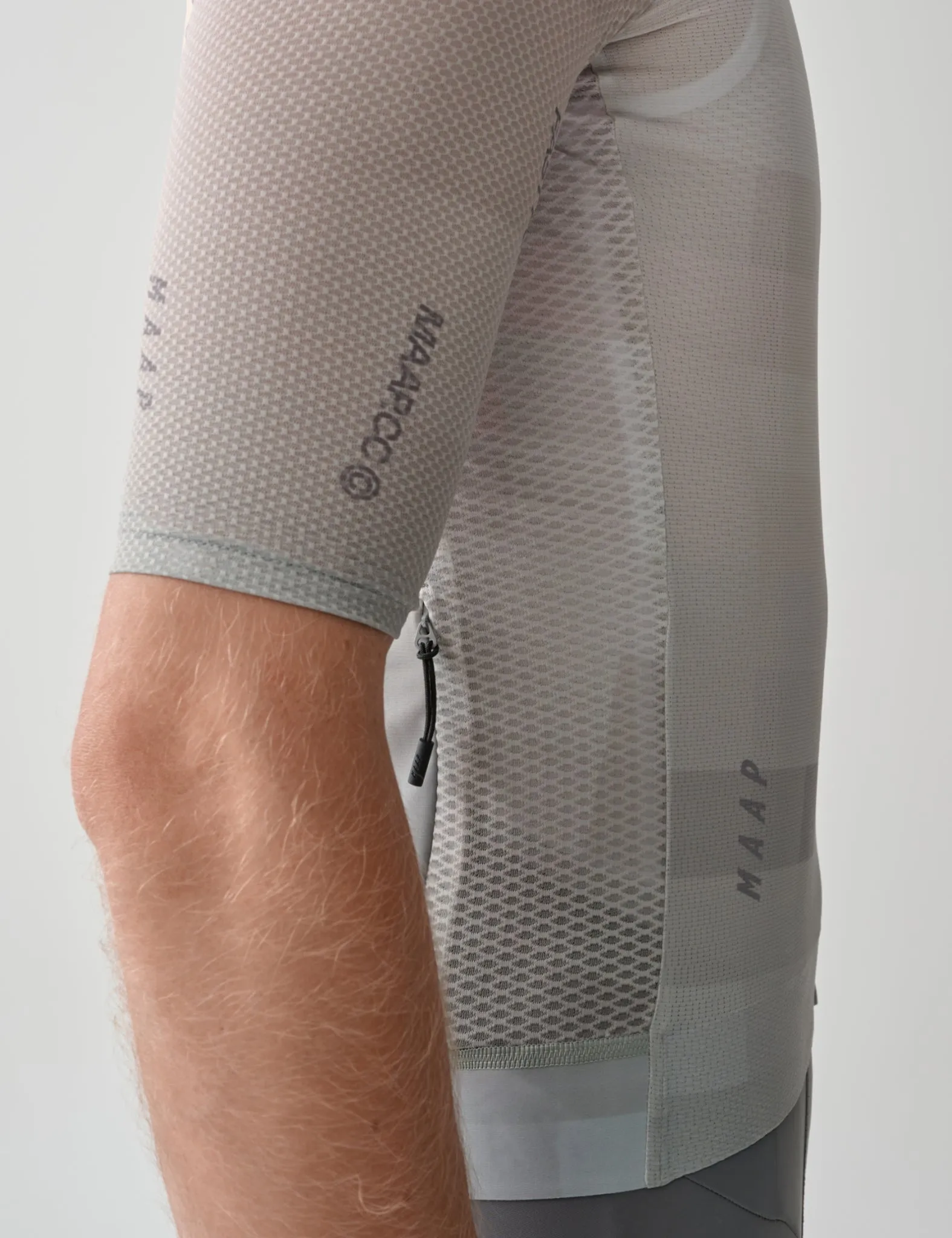 Maap Blur Pro Air Jersey 3.0 - Jaune Grey sold by Article London product image thumbnail 4