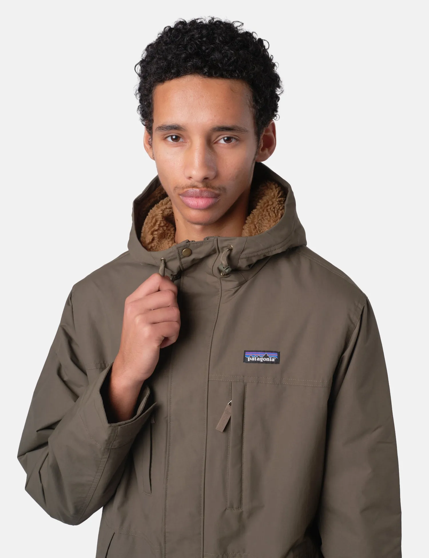 Patagonia Isthmus Parka Jacket - Basin Green sold by Article London product image thumbnail 2