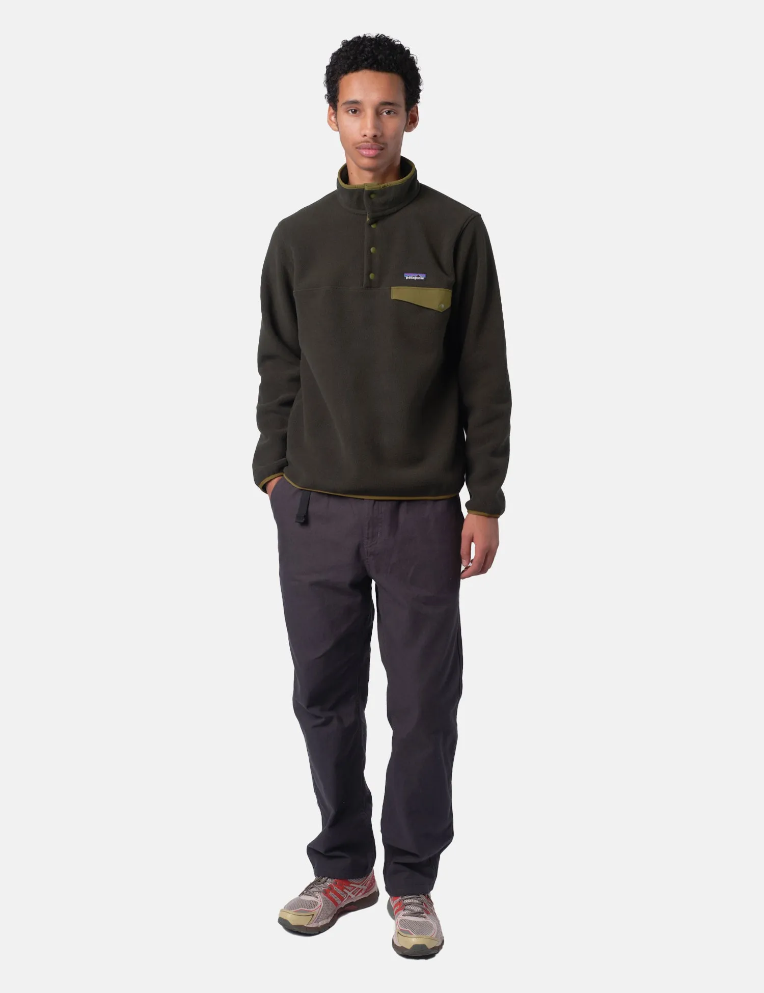 Patagonia LW Synchilla Snap-T Fleece - Old Growth Green sold by Article London product image thumbnail 3