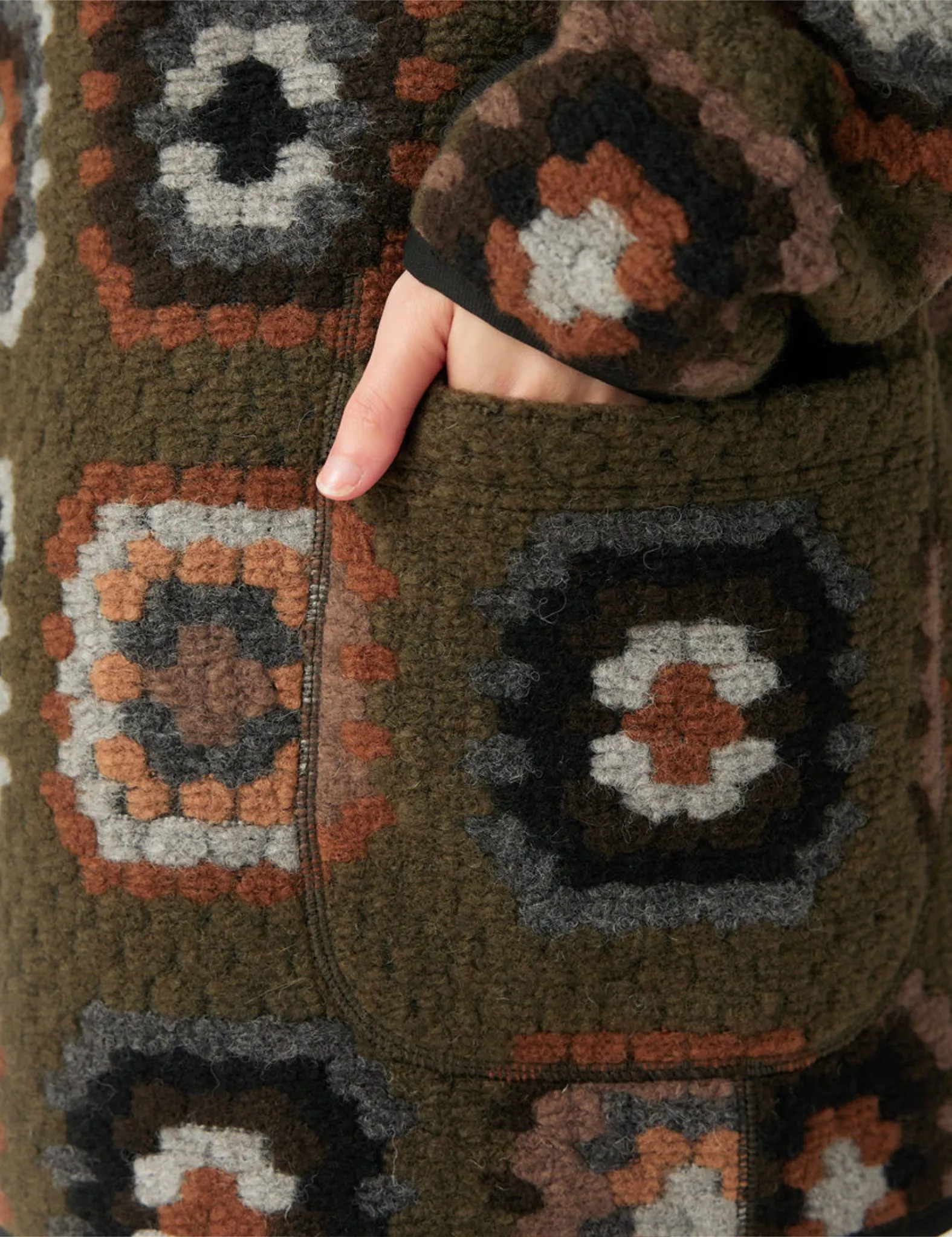Snow Peak Wool Jacquard Cardigan - Olive Green sold by Article London product image thumbnail 2