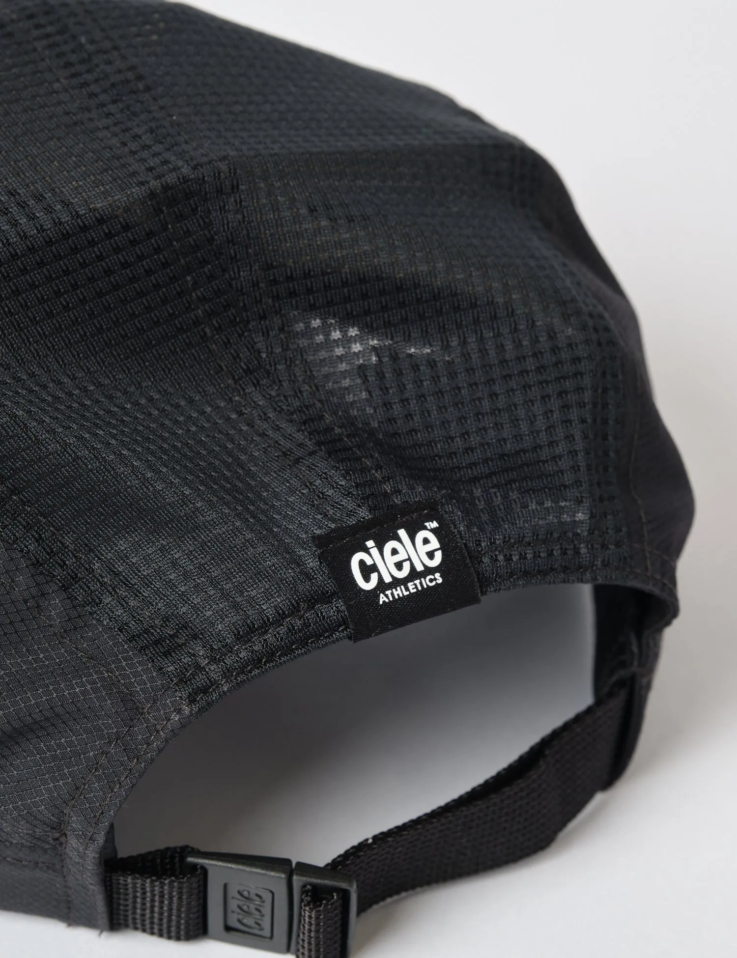 Ciele Athletics FSTCapSC Comp Whitaker - Black sold by Article London product image thumbnail 2