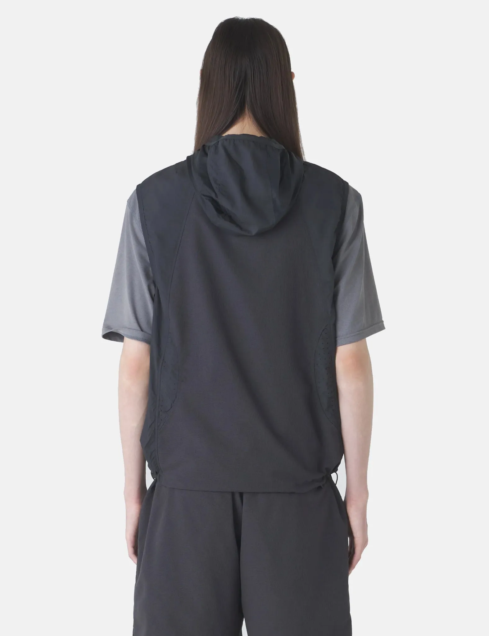 Hiking Patrol Orbit LT Technical Vest - Black sold by Article London product image thumbnail 4