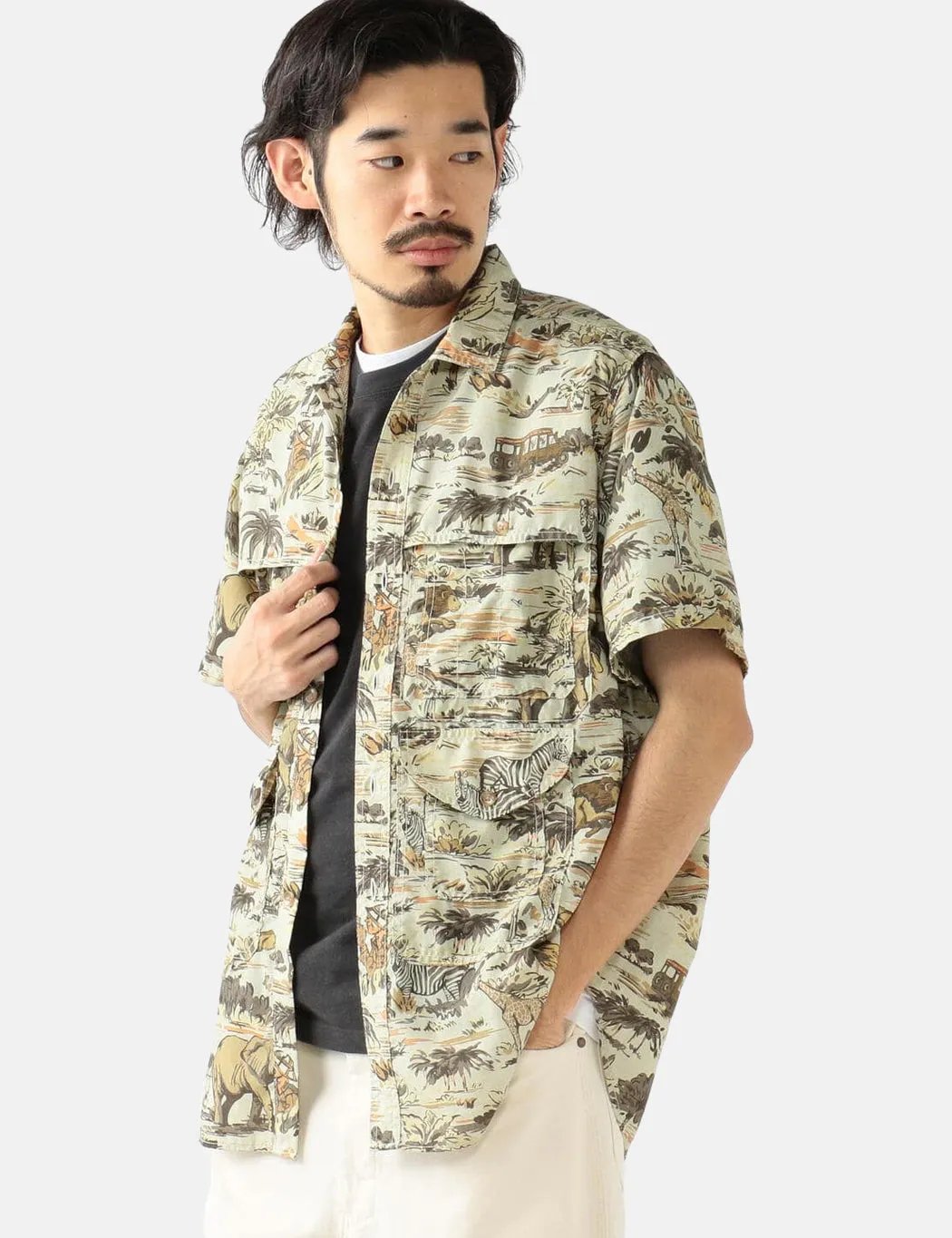 Beams Plus Adventure Shirt II (Print) - Safari sold by Article London product image thumbnail 3