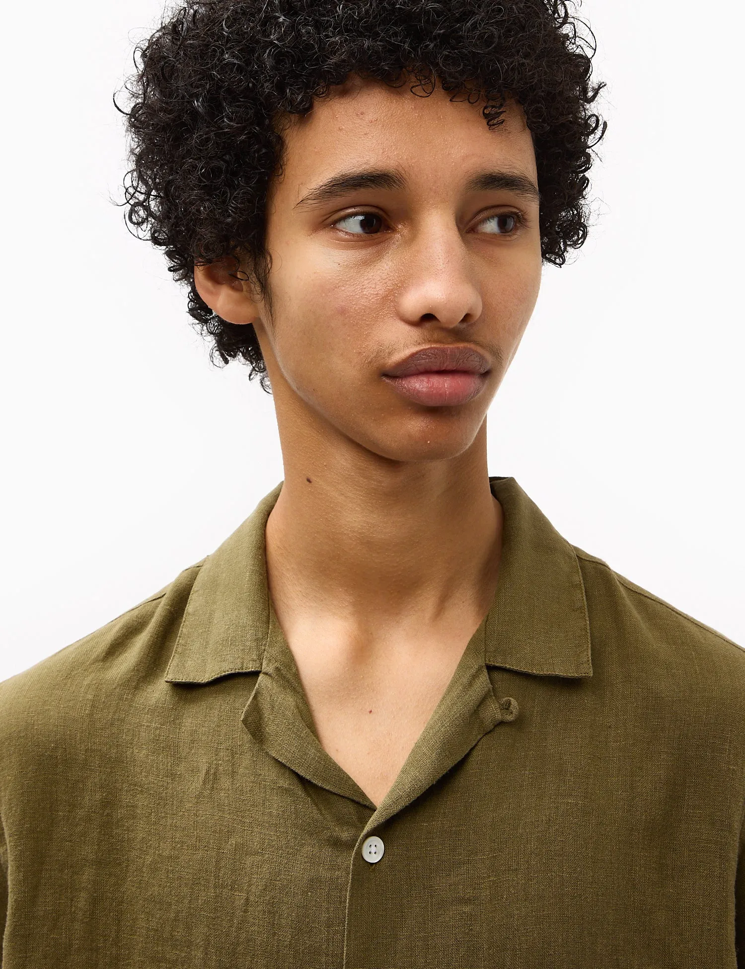 Portuguese Flannel Linen Camp Collar Short Sleeve Shirt - Olive sold by Article London product image thumbnail 3