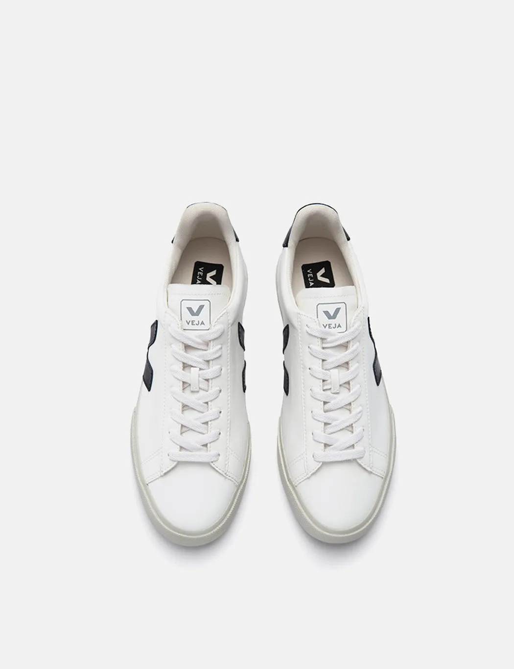 Veja Campo Trainers (Chrome Free Leather) - White/Black sold by Article London product image thumbnail 3