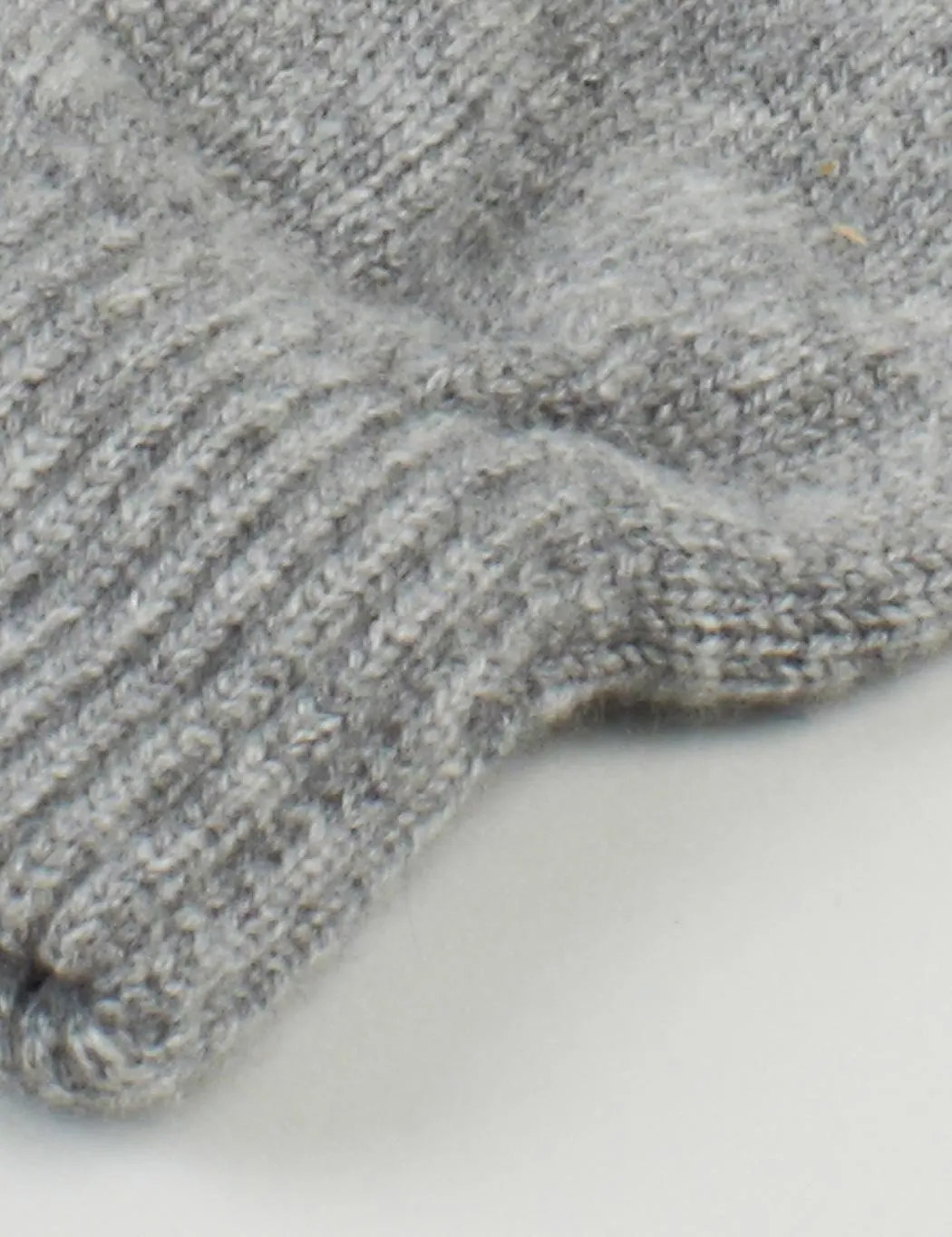 Johnstons Cashmere Gloves - Light Grey sold by Article London product image thumbnail 3