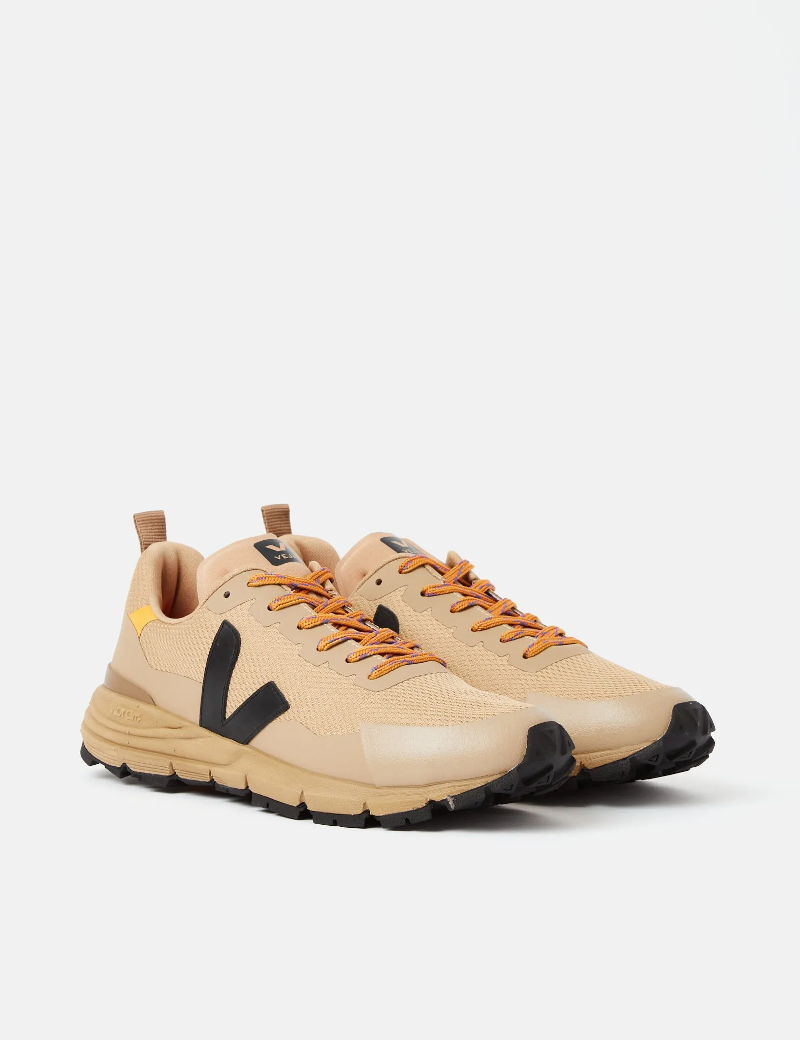 Women's Veja Dekkan Alveomesh Trainers - Dune Black sold by Article London product image thumbnail 2