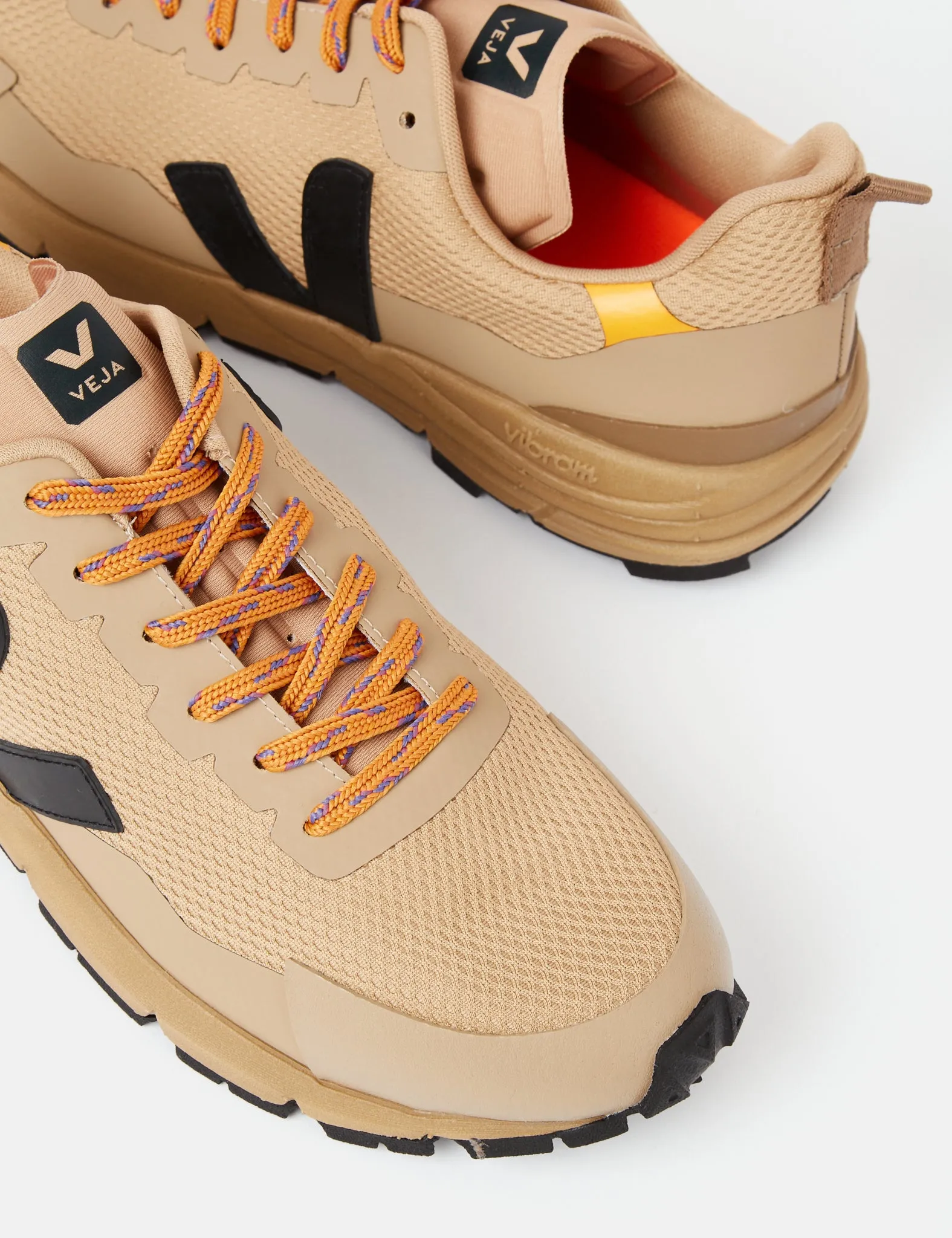 Women's Veja Dekkan Alveomesh Trainers - Dune Black sold by Article London product image thumbnail 3