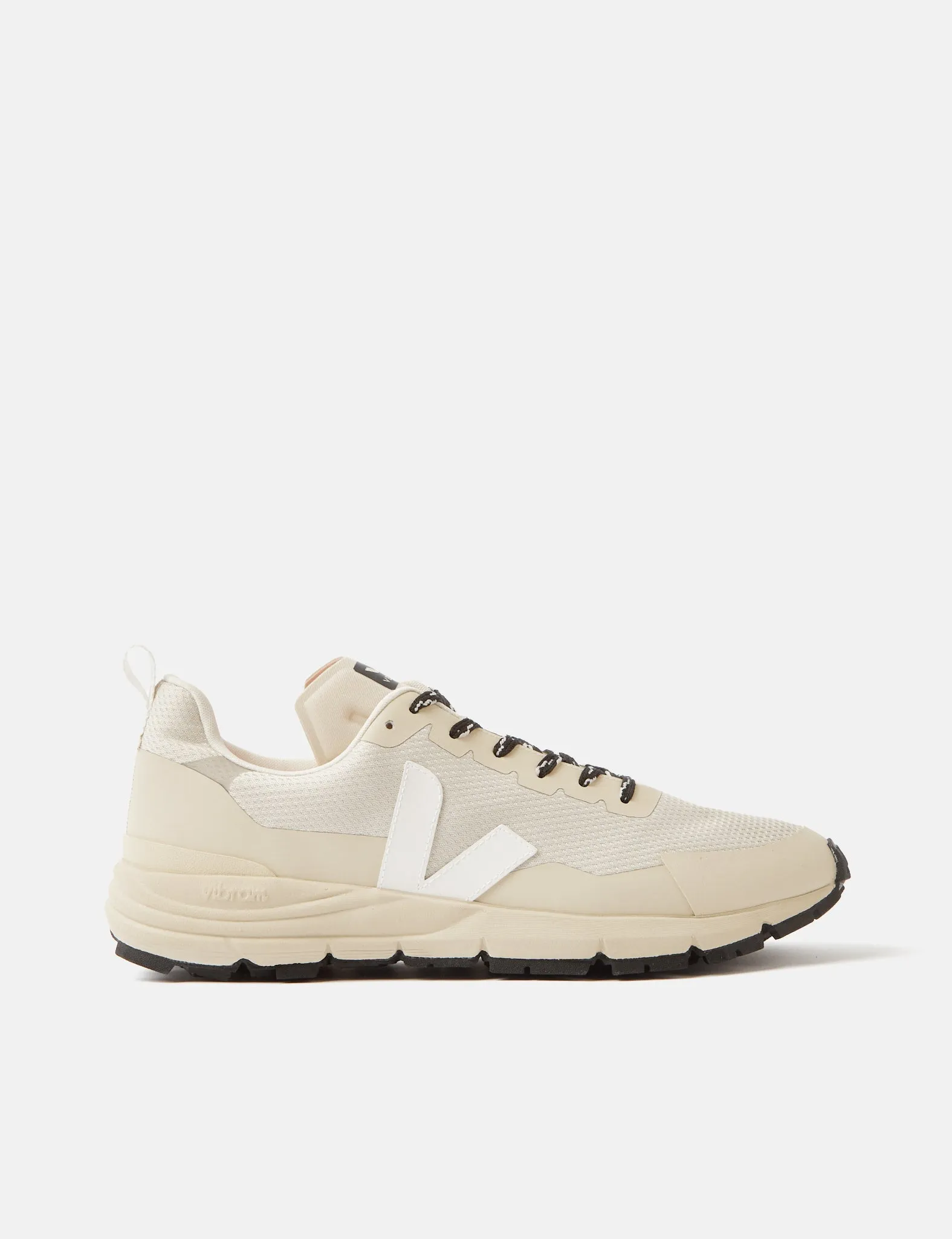 Veja Dekkan Alveomesh Trainers - Natural White sold by Article London