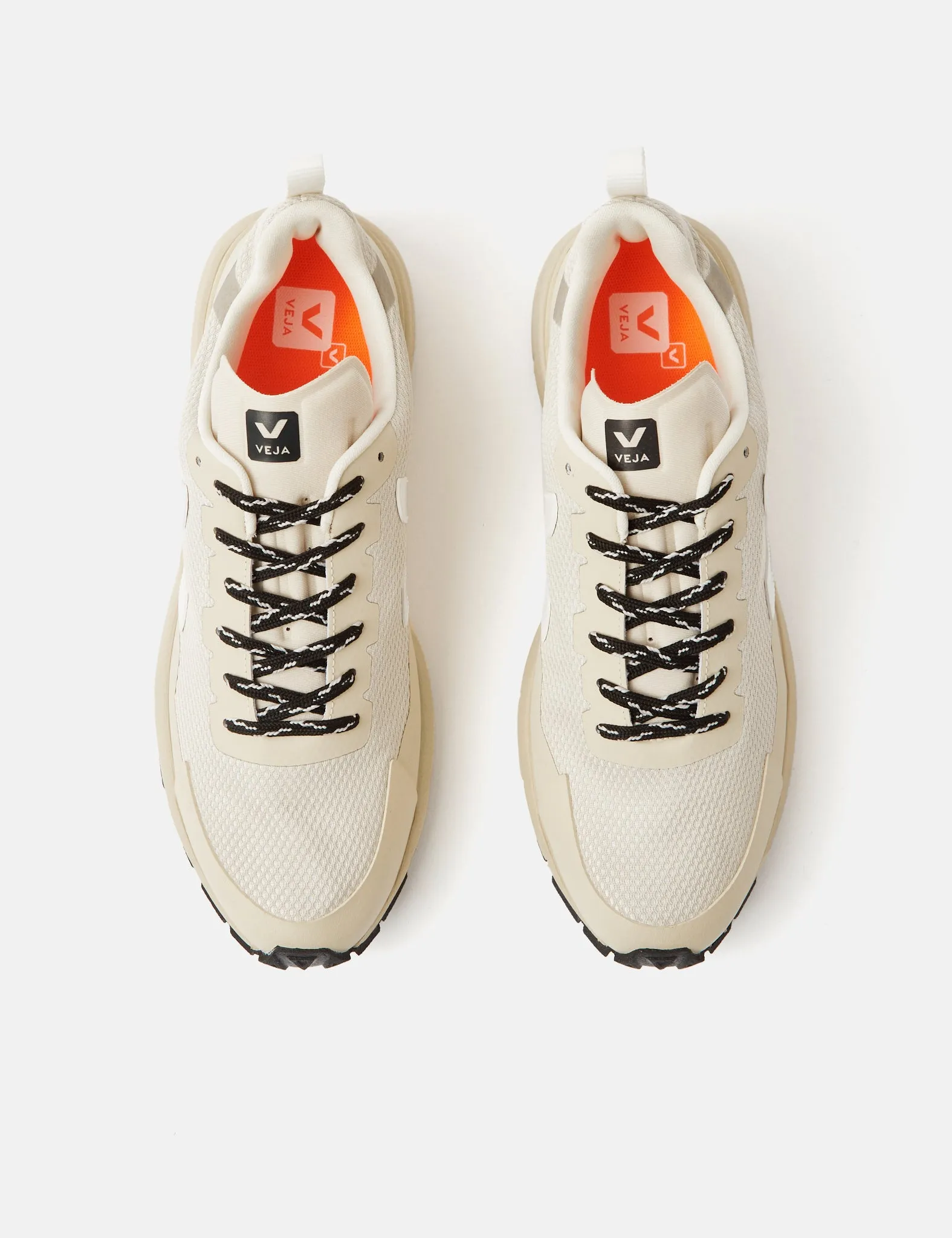 Veja Dekkan Alveomesh Trainers - Natural White sold by Article London product image thumbnail 5