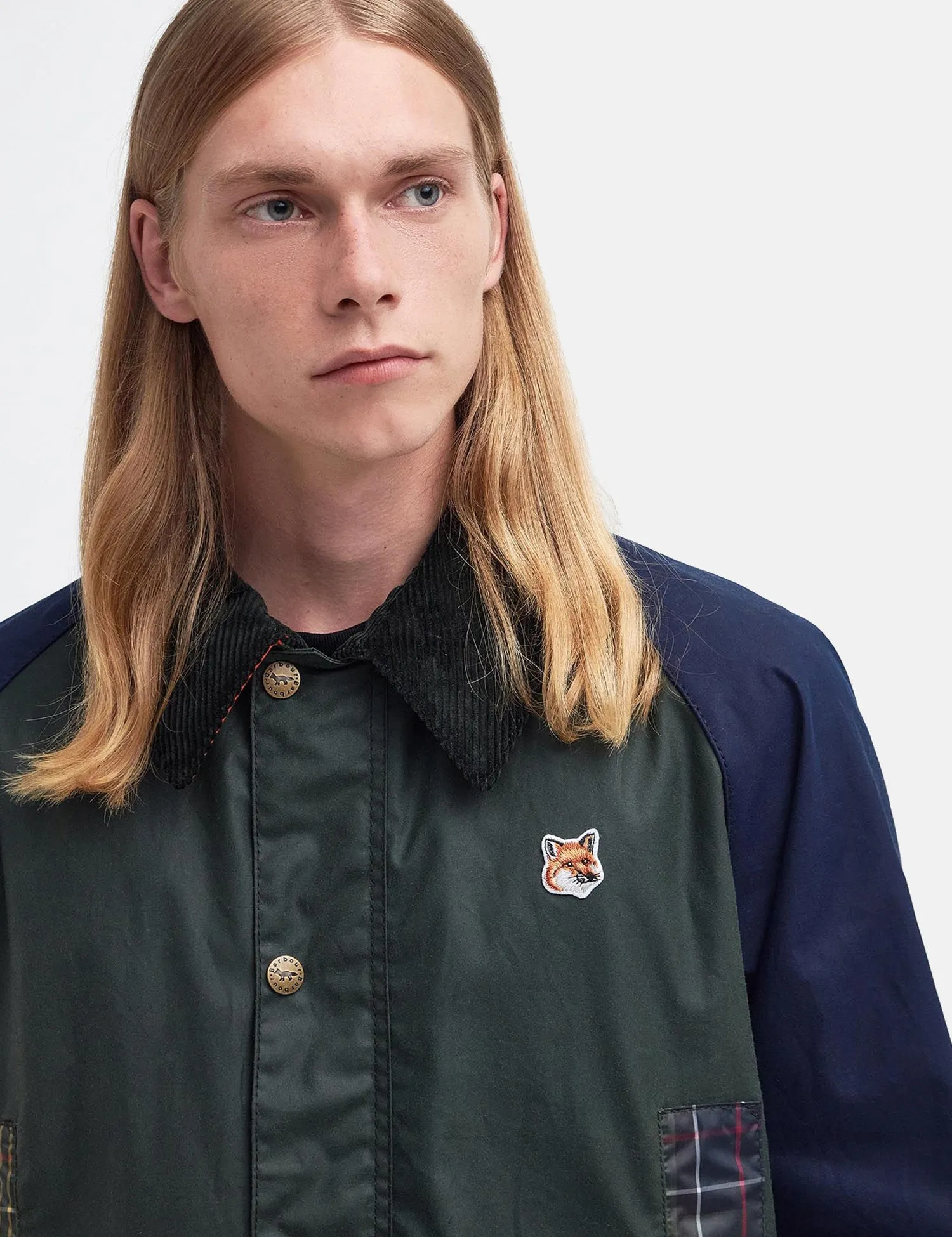 Barbour Beaufort Wax Jacket - Duffle Bag Green sold by Article London product image thumbnail 5