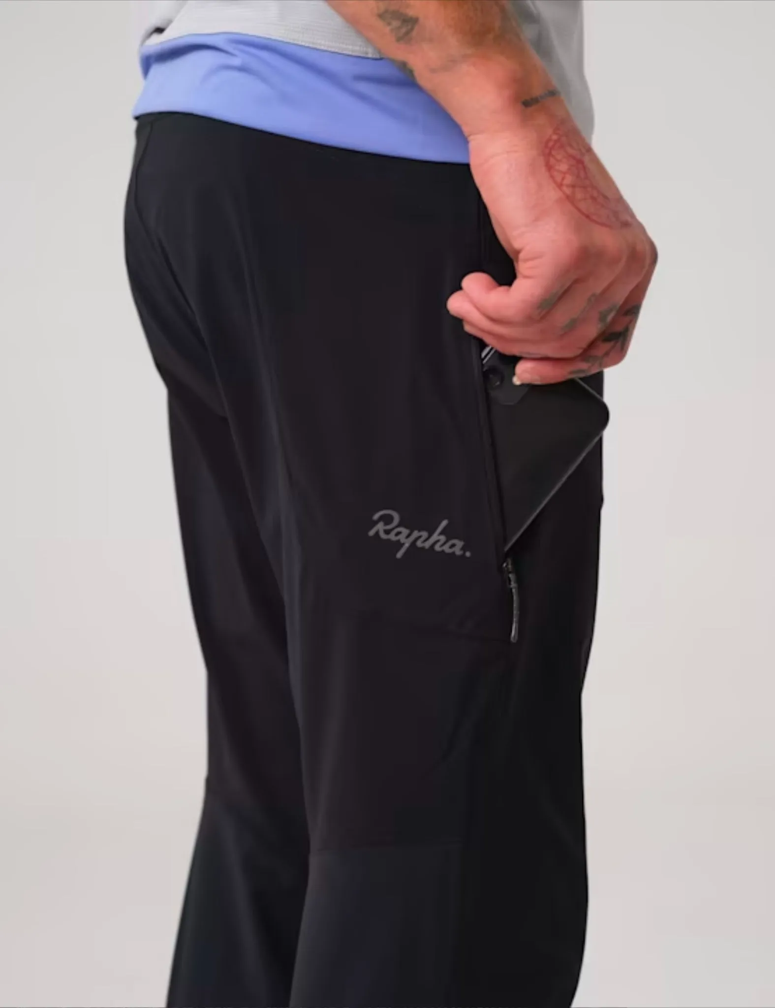 Rapha Men's Explore Pant - Black/Black sold by Article London product image thumbnail 4