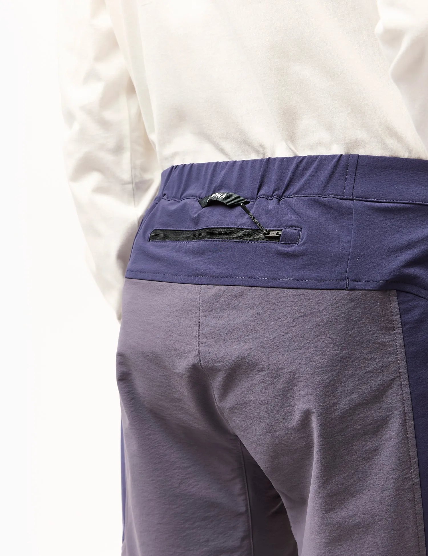 Rapha Men's Explore Shorts - Grey/Navy Purple sold by Article London product image thumbnail 2