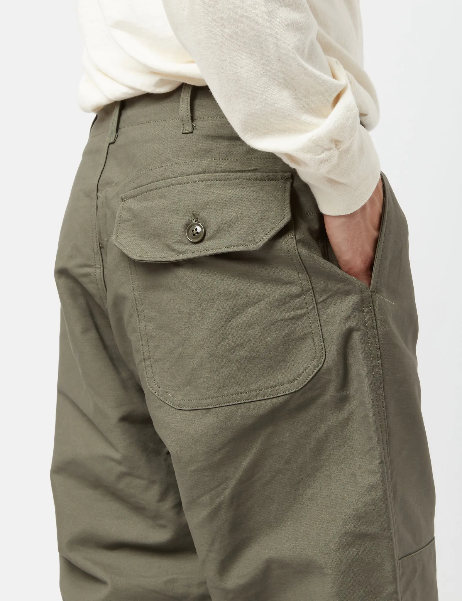アンセルム　LINENSUEDE DECK PANTS(GREEN Engineered Garments Deck Pant (Relaxed) - Olive Green | Parallel