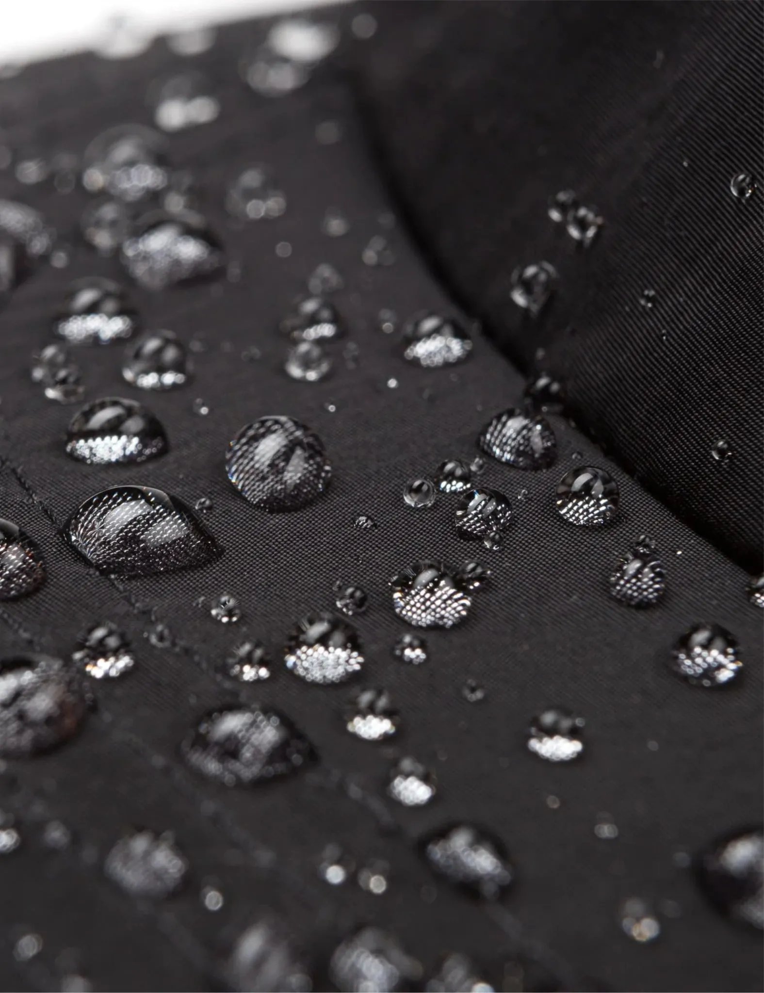 Satisfy FliteSilk Running Cap - Black sold by Article London product image thumbnail 4