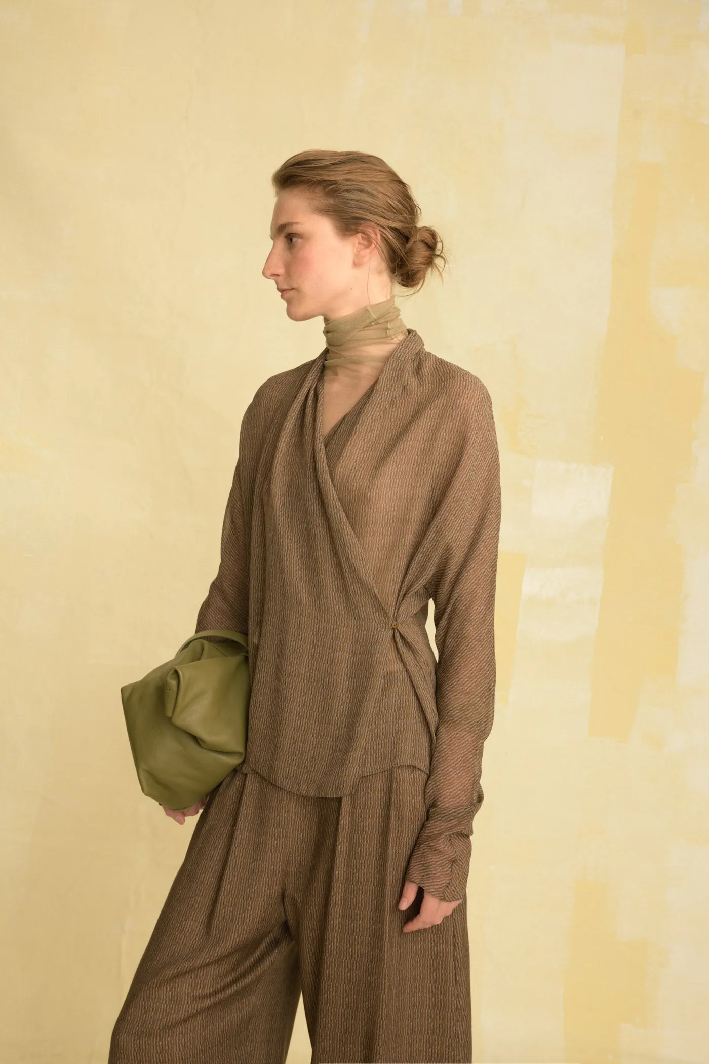 Bruna, pantalón en lana y seda estampada sold by Cortana product image thumbnail 5