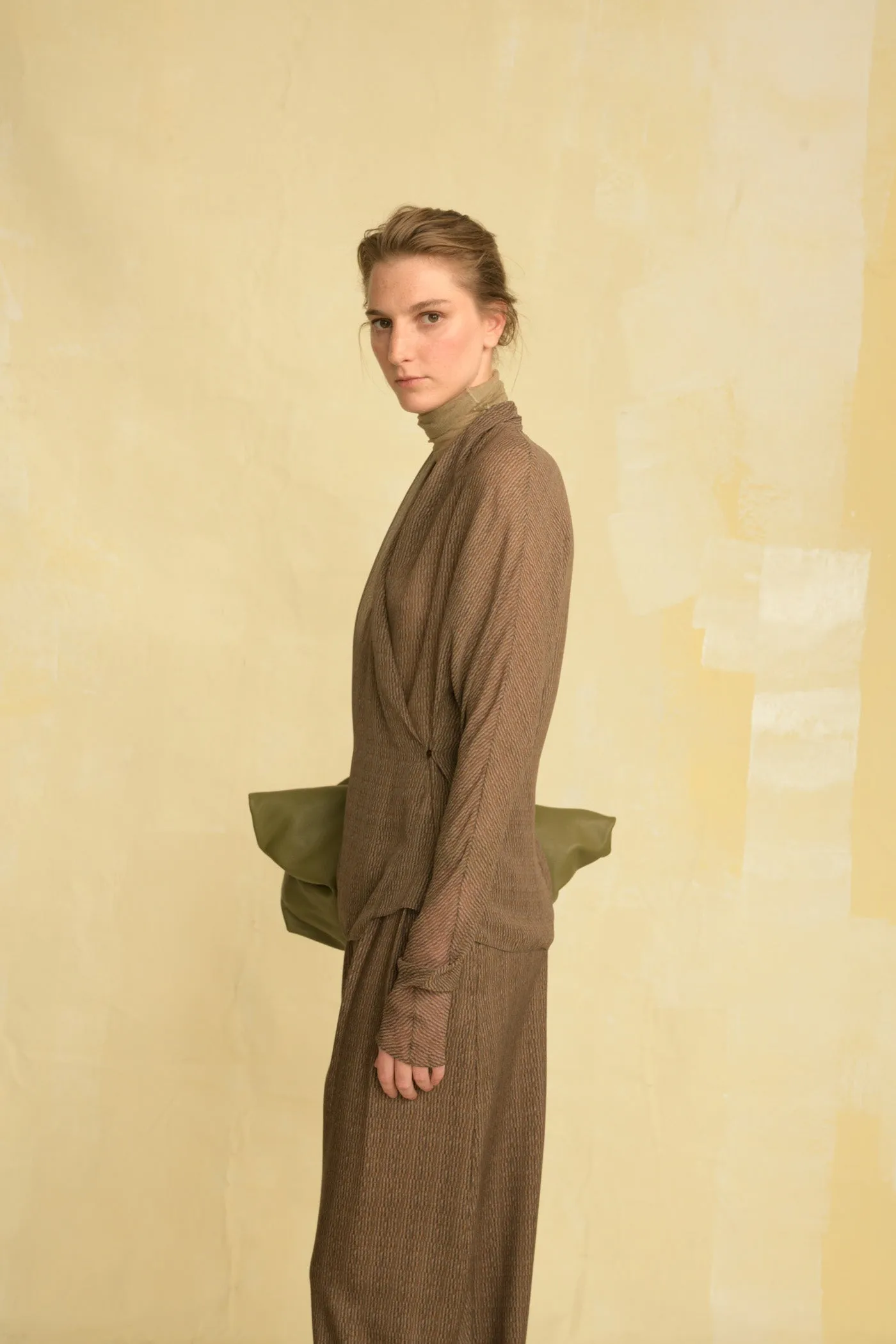 Bruna, pantalón en lana y seda estampada sold by Cortana product image thumbnail 4