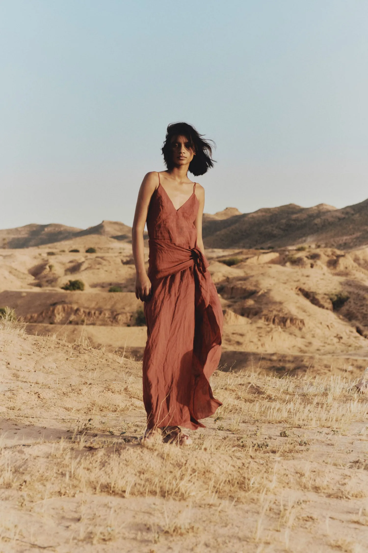 Juliana, vestido en ramio rojo sold by Cortana product image thumbnail 2